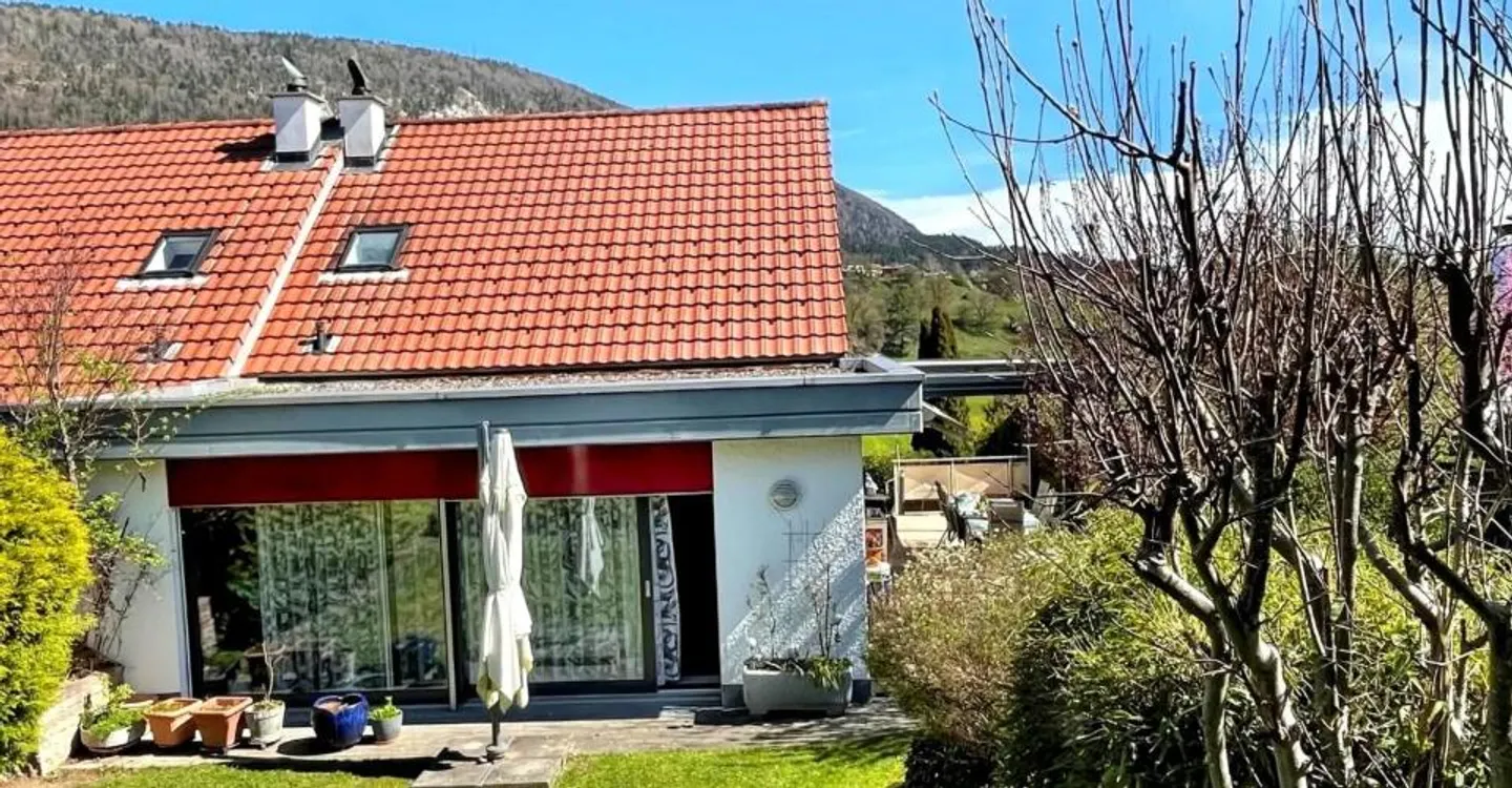 Incantevole Casa a Schiera con Vista - Foto 1 di 12