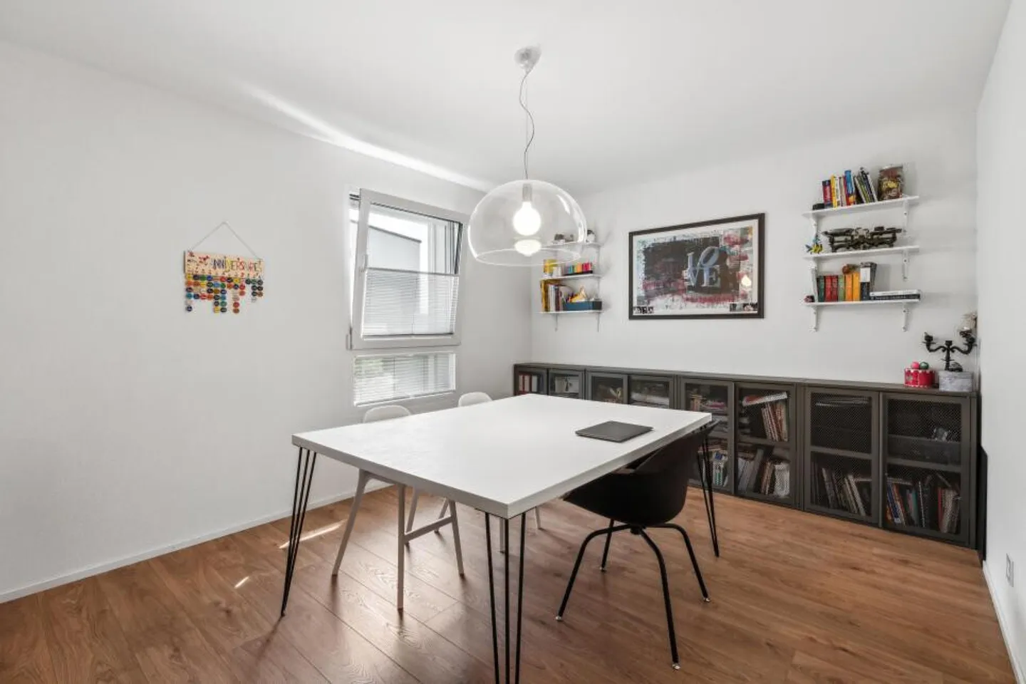 OBJET DE RÊVE ! BELLE MAISON INDIVIDUELLE AVEC UN GRAND JARDIN - Photo 9 sur 13