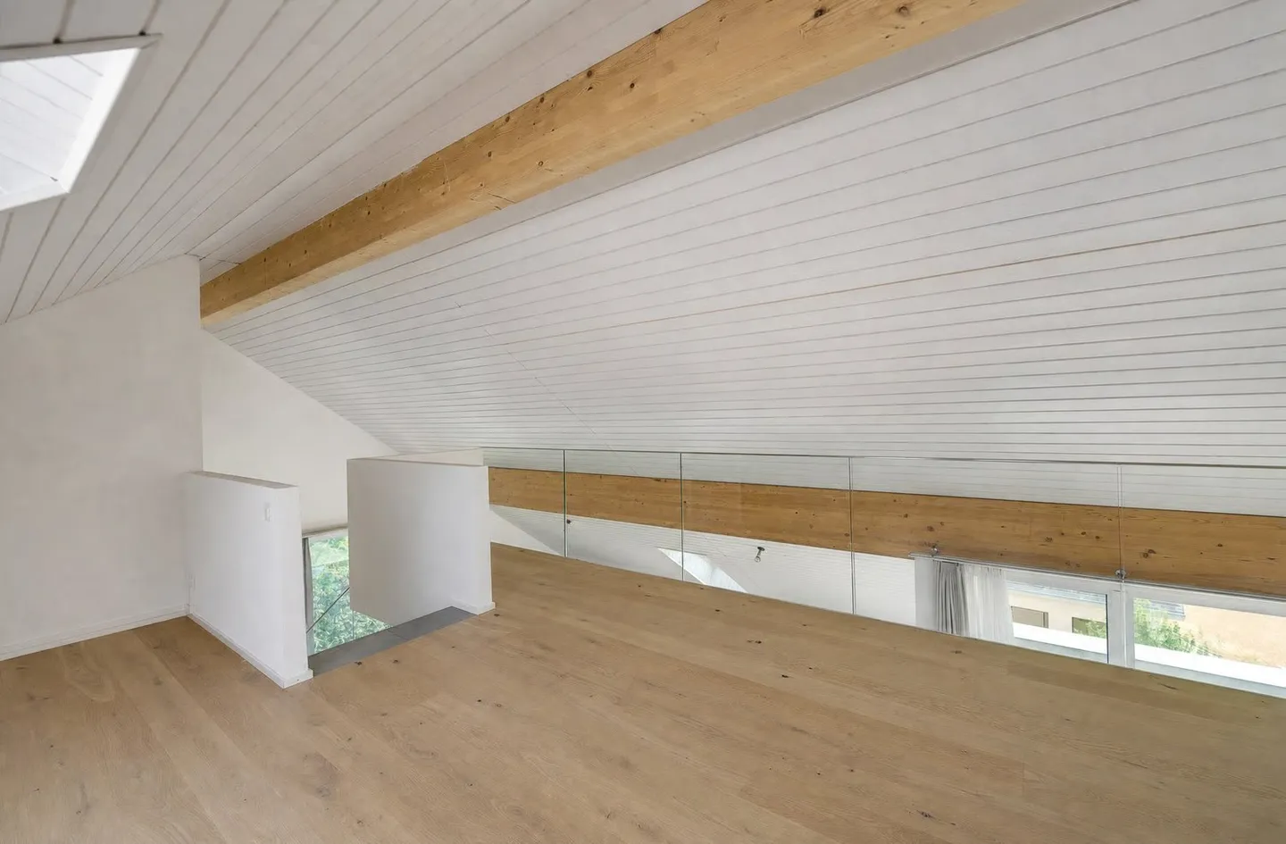 Exclusif - Maison jumelée spacieuse et lumineuse avec vue partielle sur le lac - Photo 10 sur 15