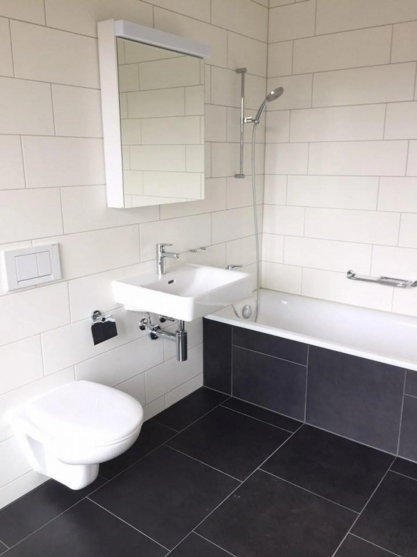 Wohnen an zentraler Lage! Ab 01.03.2026 verfügbar - Foto 5 von 7