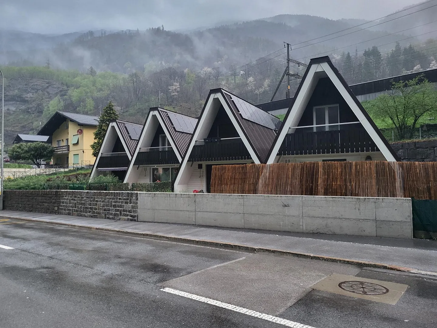 Toblerone-Haus - Foto 1 von 1