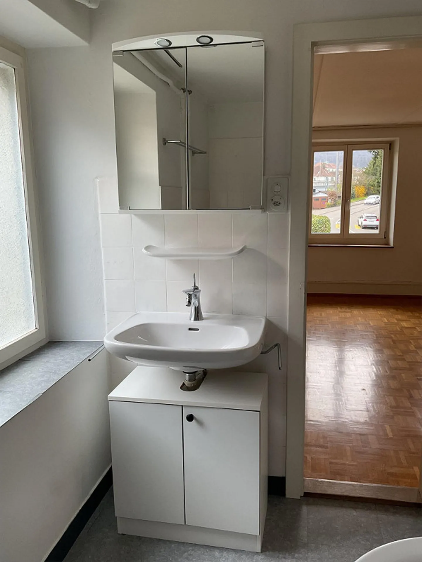 Appartement 3 pièces dans un emplacement central près de la gare - Photo 10 sur 10