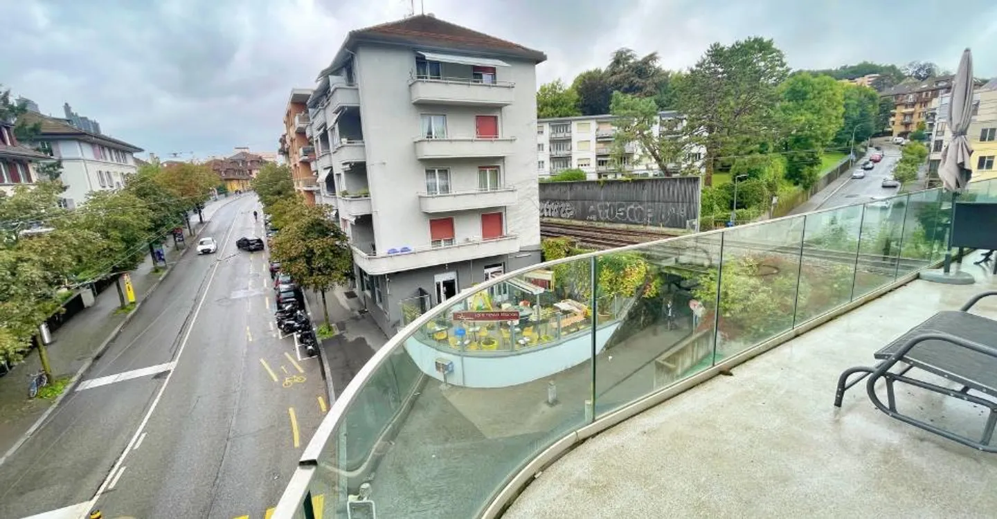 Appartement Duplex avec Vue Lac - Photo 2 sur 7