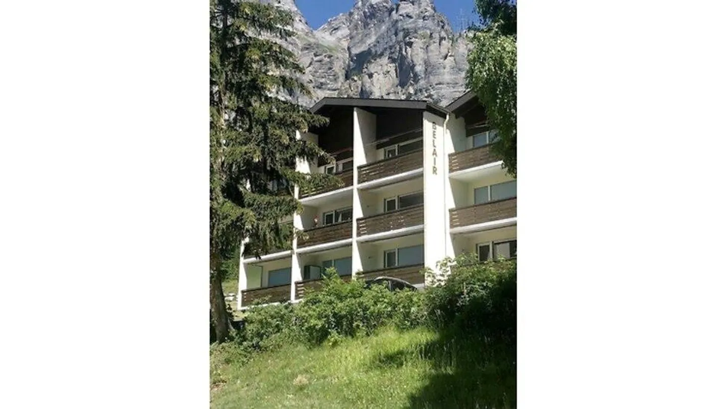 1 ROOM APARTMENT IN LEUKERBAD (VS), FURNISHED - Photo 2 of 10