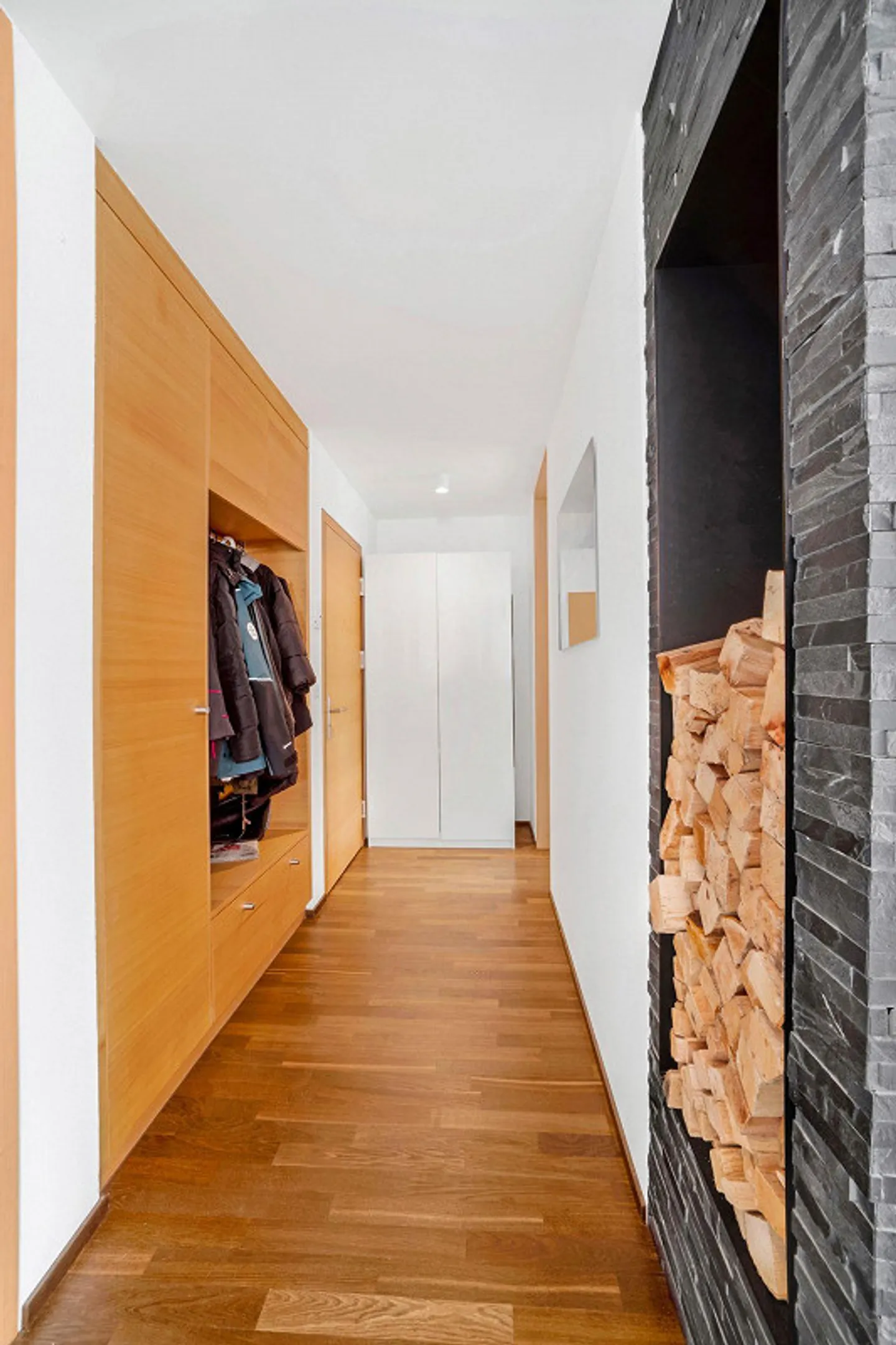 Like-new holiday apartment with panoramic view - Photo 4 of 8