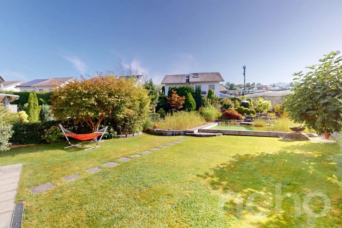 Maison d'angle d'exception ? Vivre, vivre et profiter à Wollerau - Photo 3 sur 11