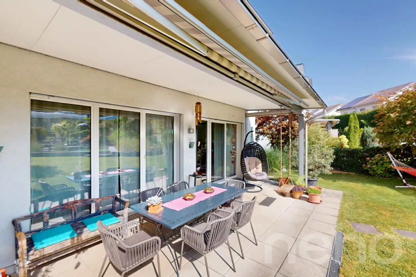 Maison d'angle d'exception ? Vivre, vivre et profiter à Wollerau - Photo 4 sur 11