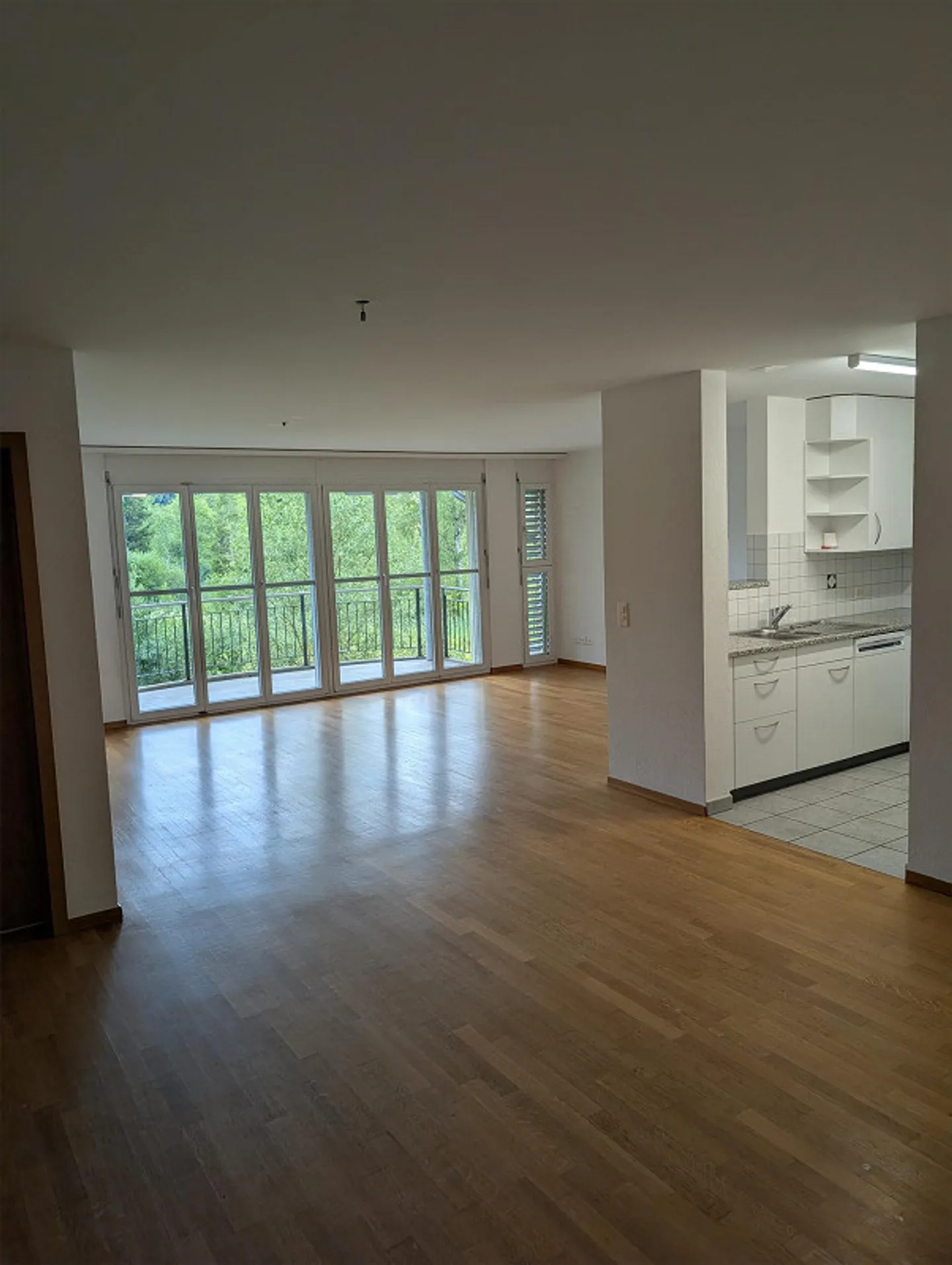 Charmante Wohnung in Wilen - Foto 1 von 16