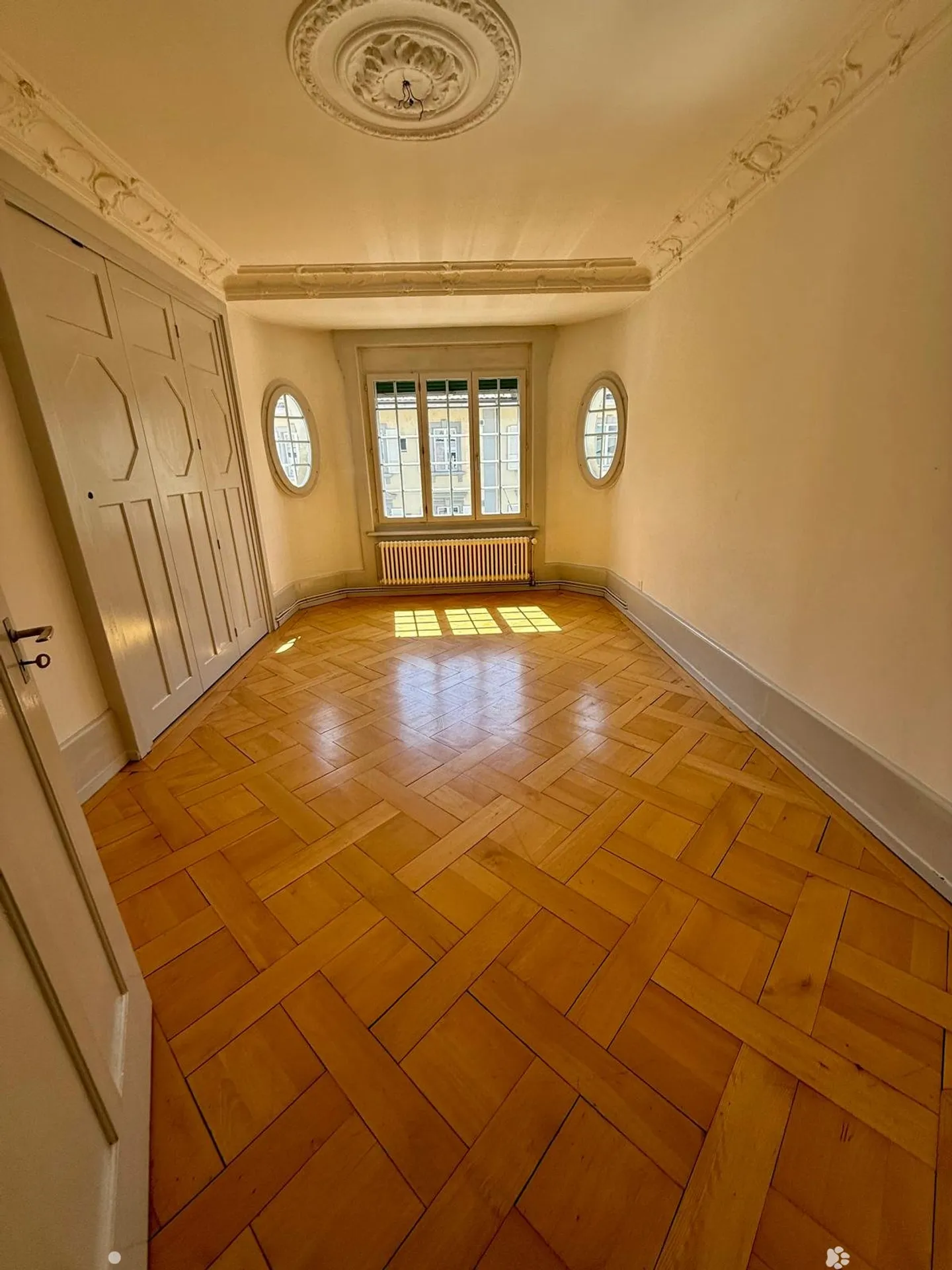Appartamento centrale di 4 stanze al 3° piano - Foto 1 di 9
