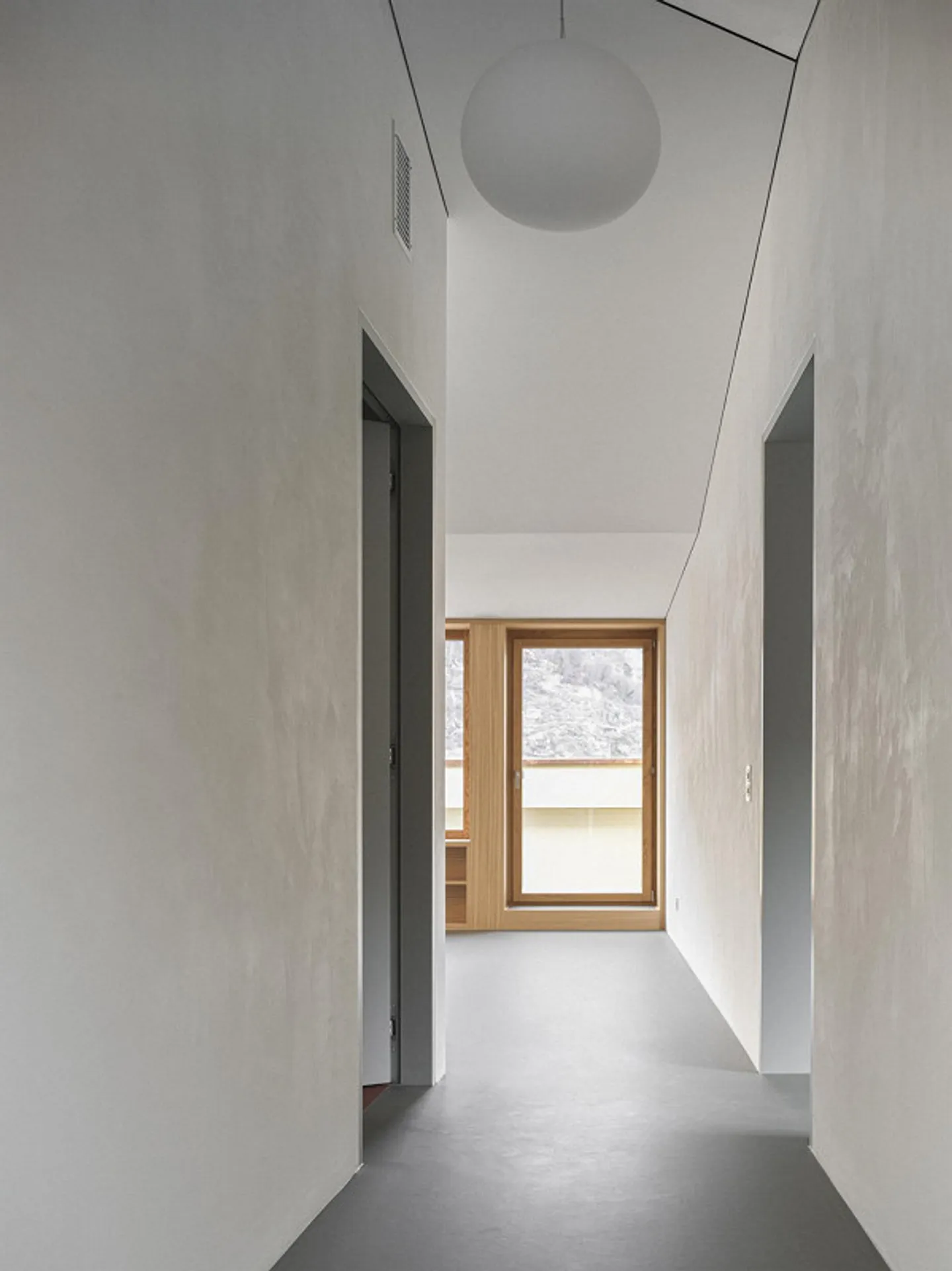 Appartement penthouse spacieux de 4½ pièces au cœur de Brig - Photo 7 sur 9