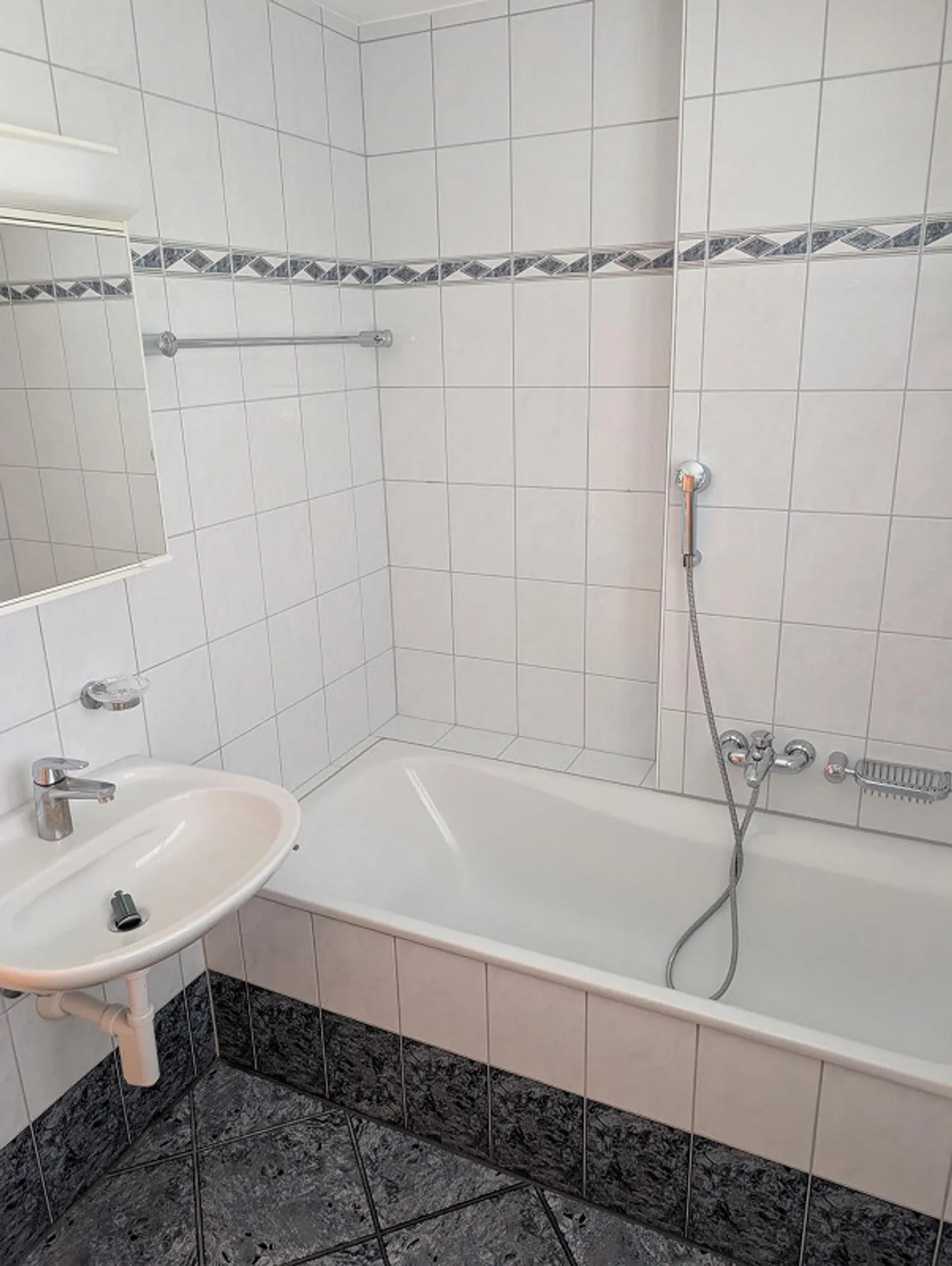 Charmante Wohnung in Wilen - Foto 10 von 16