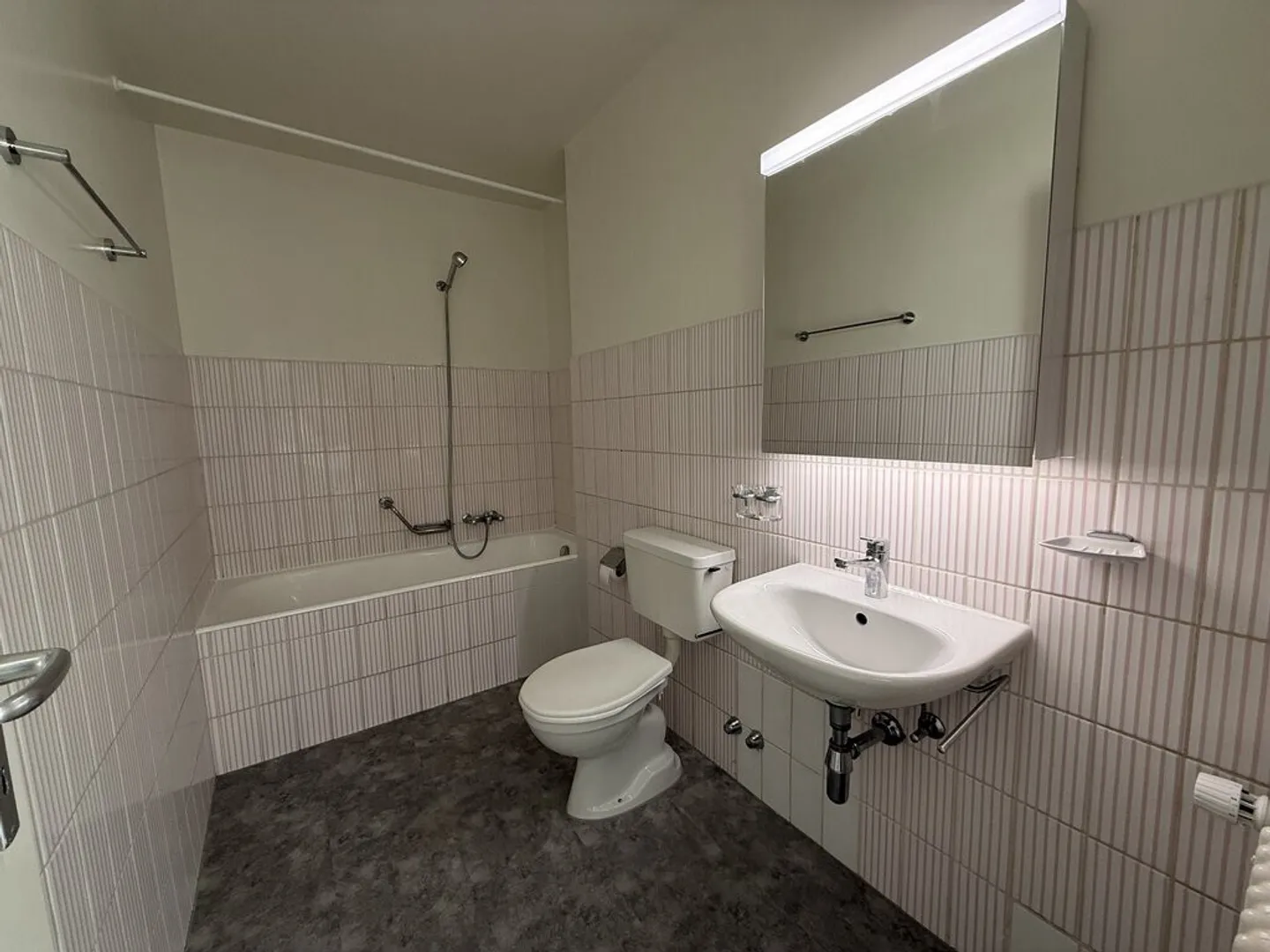 Helle 2-Zimmer-Wohnung im Stadtzentrum - Foto 4 von 8