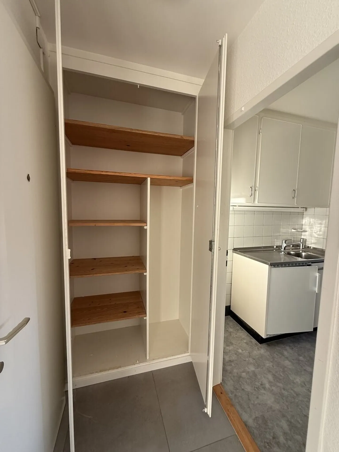 Helle 2-Zimmer-Wohnung im Stadtzentrum - Foto 7 von 8