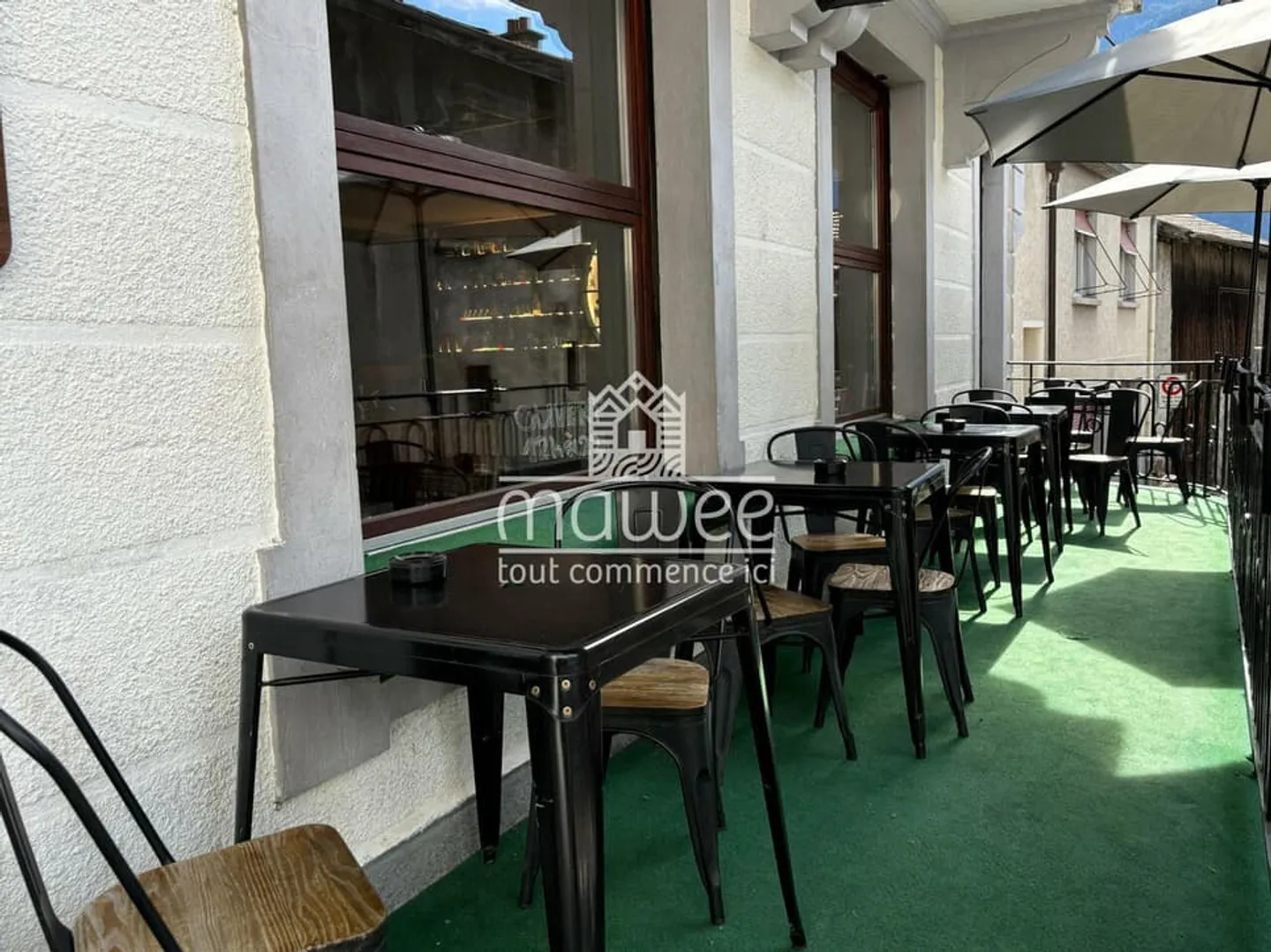 Elegant and prestigious bar-restaurant in the heart of Fully! - Photo 7 of 9