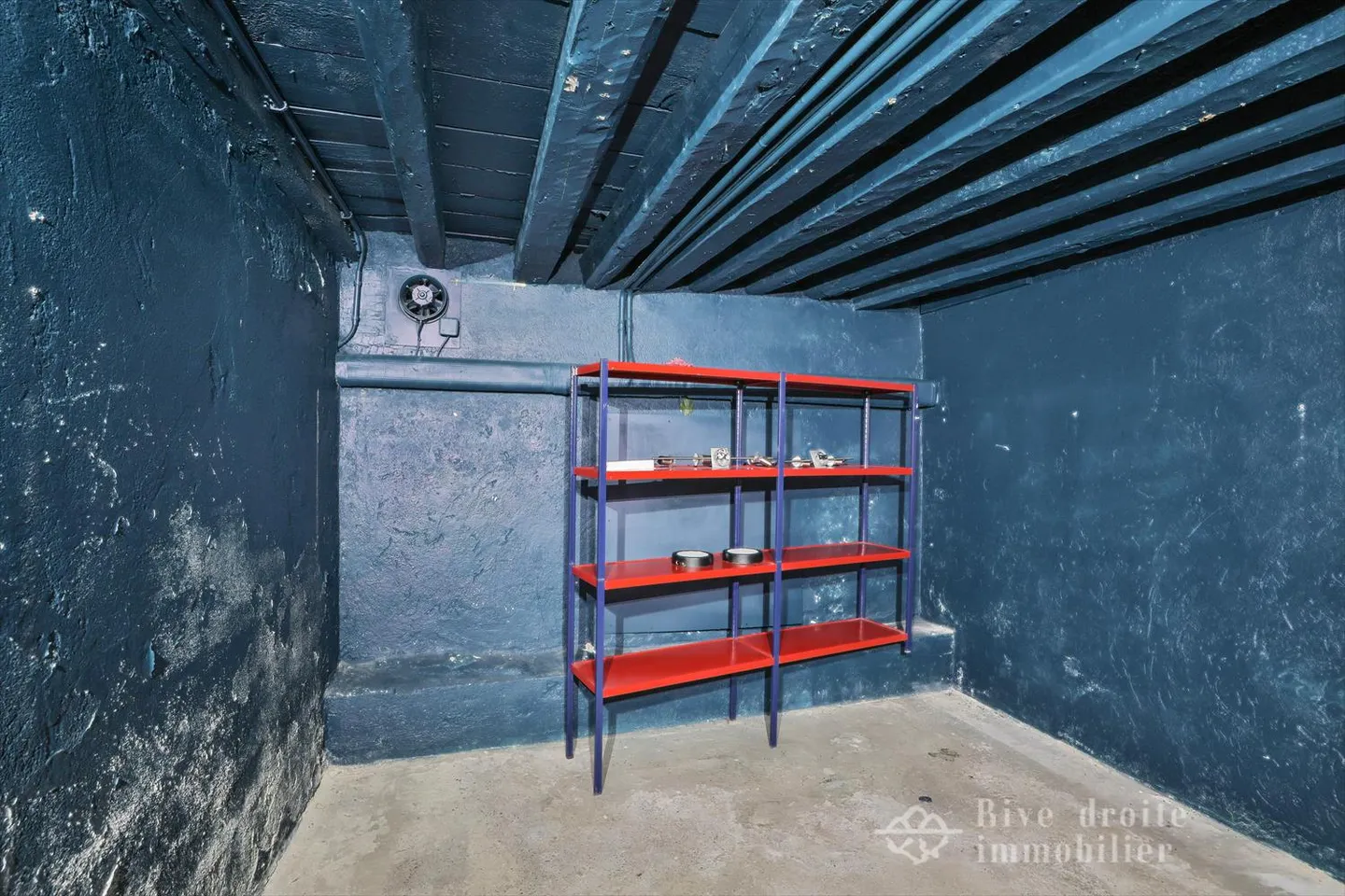 Commercial for rent - Photo 9 of 11