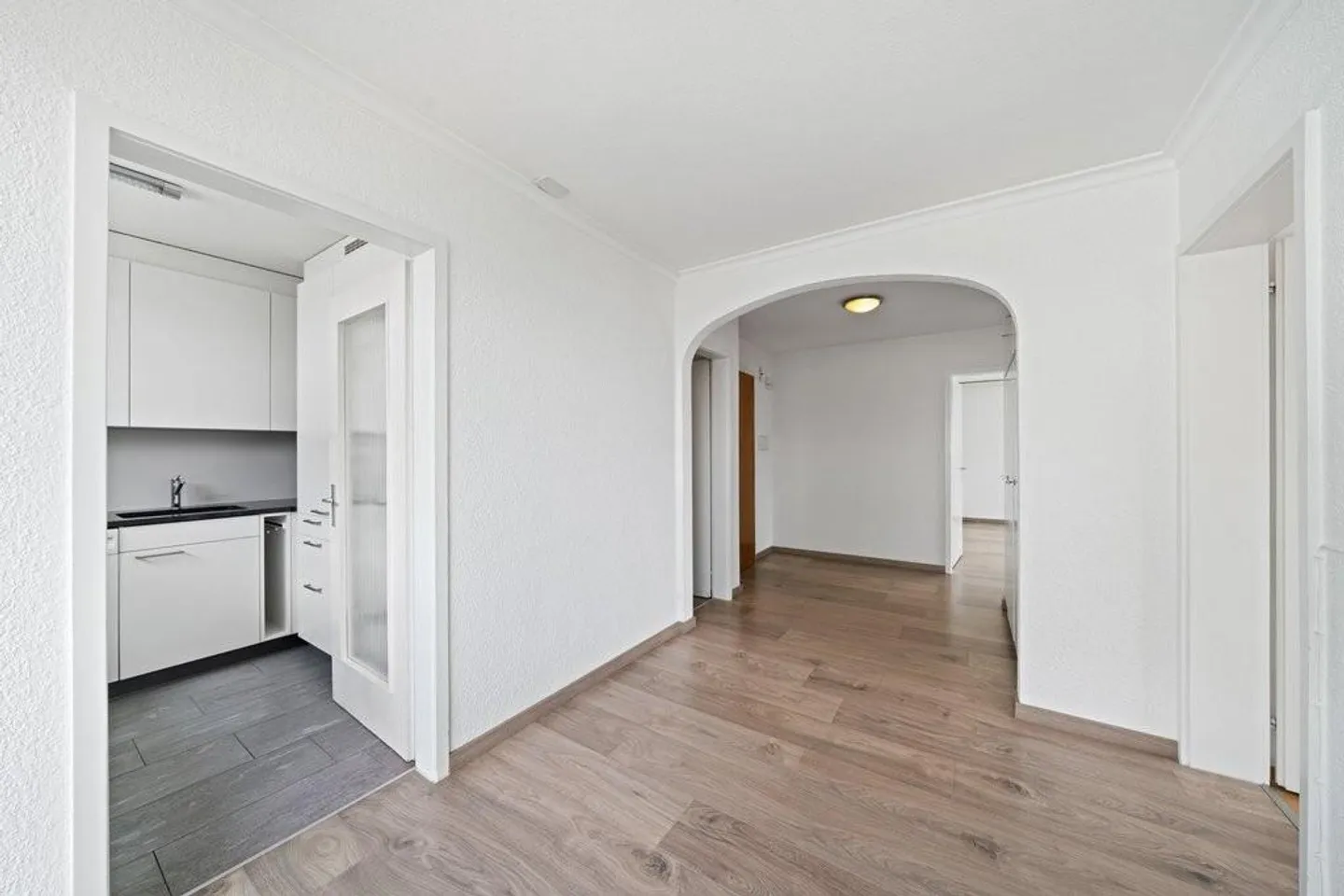 Moderne 3.5-Zimmerwohnung mitten in Kriens - Foto 7 von 9