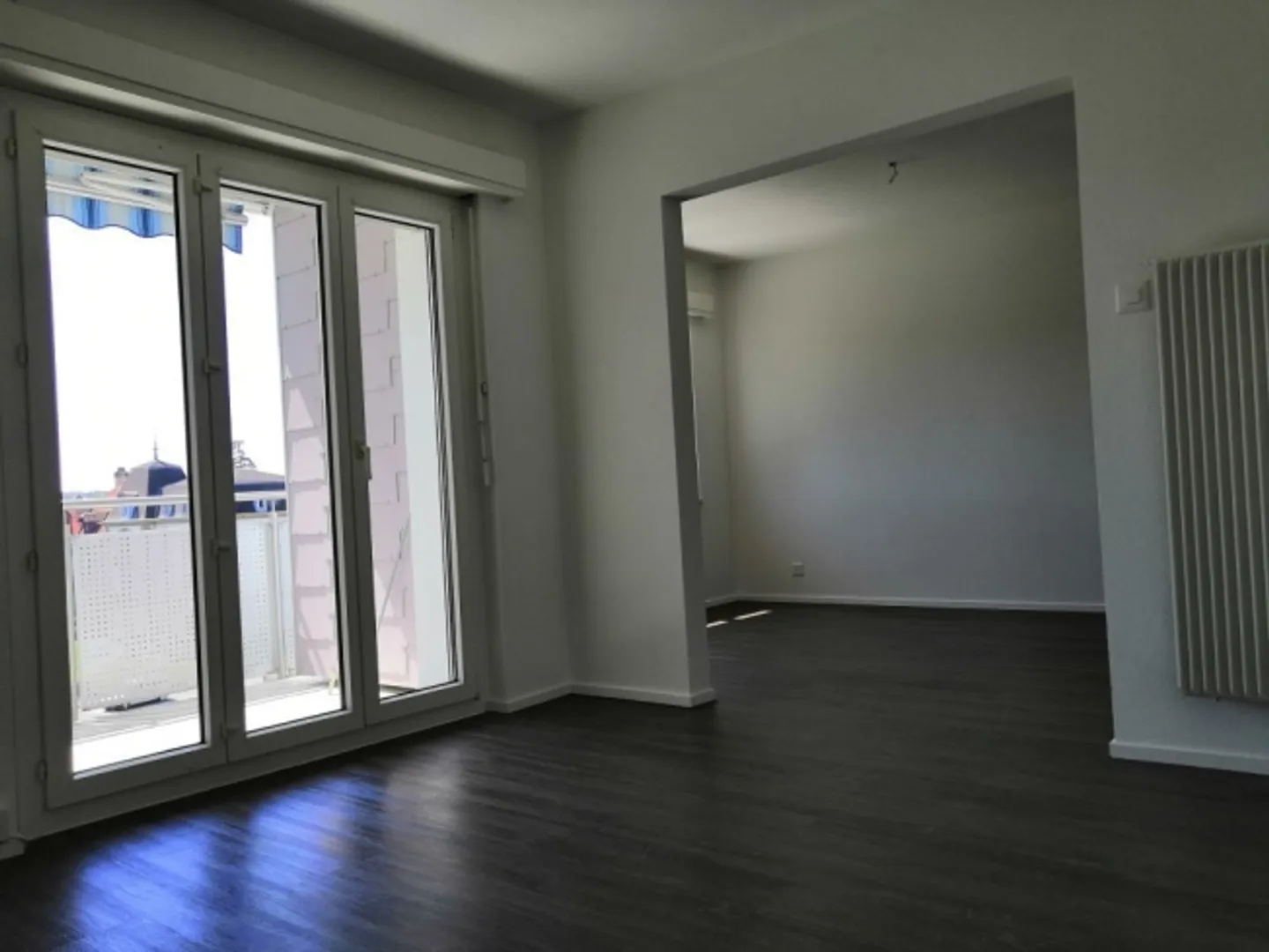 MONTJOIE 2, Apartment 7 Rooms, Ideal for a Shared Flat - Photo 2 of 10