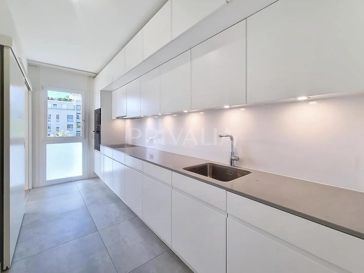 Bell'appartamento di 6,5 locali con giardino di 194 m2 - Foto 3 di 9