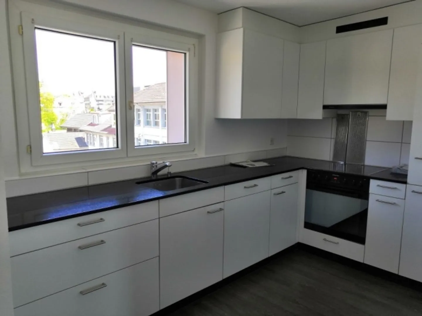 MONTJOIE 2, Apartment 7 Rooms, Ideal for a Shared Flat - Photo 10 of 10