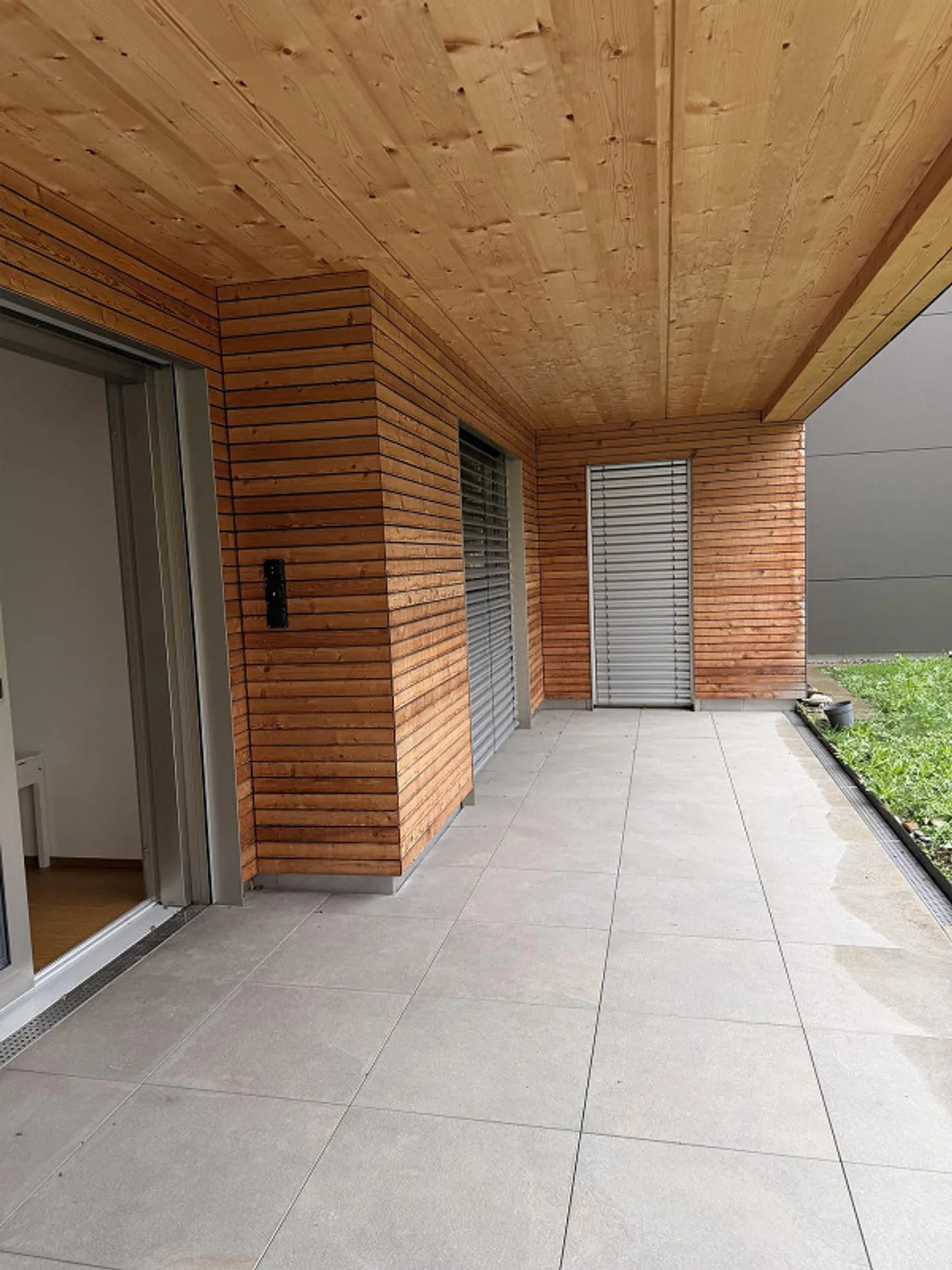 Modern 4.5-room apartment • 138 m² • Two private gardens in Küssnacht - Photo 6 of 19