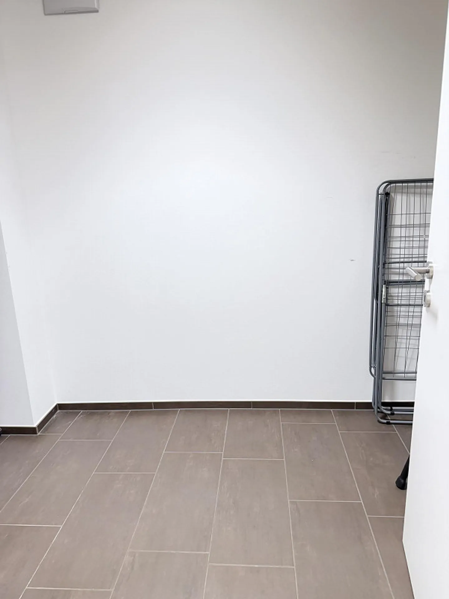 Modern 4.5-room apartment • 138 m² • Two private gardens in Küssnacht - Photo 13 of 19