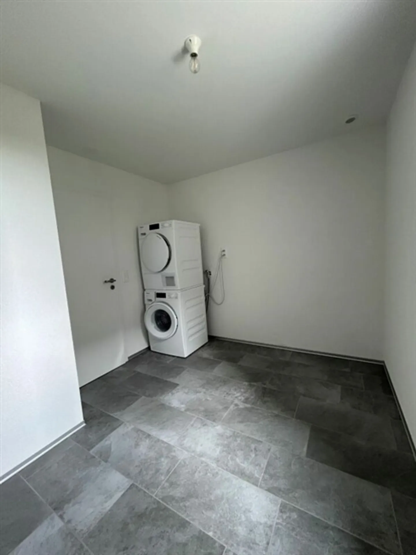 Oeschgen / Appartamento al piano terra di 2,5 stanze D 0.3 - Foto 6 di 6