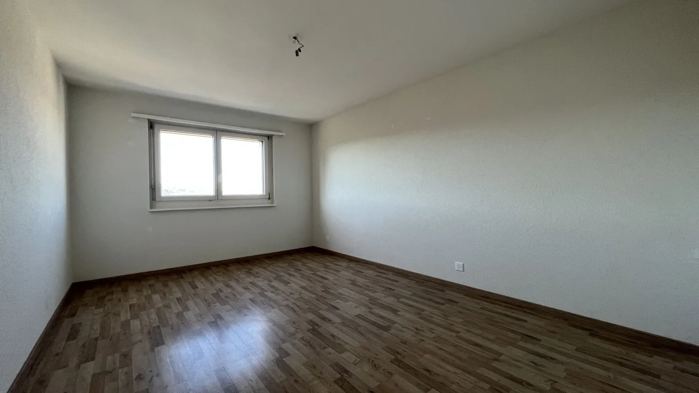 RÉNOVÉ DANS UN EMPLACEMENT CENTRAL ET CALME - Photo 5 sur 7