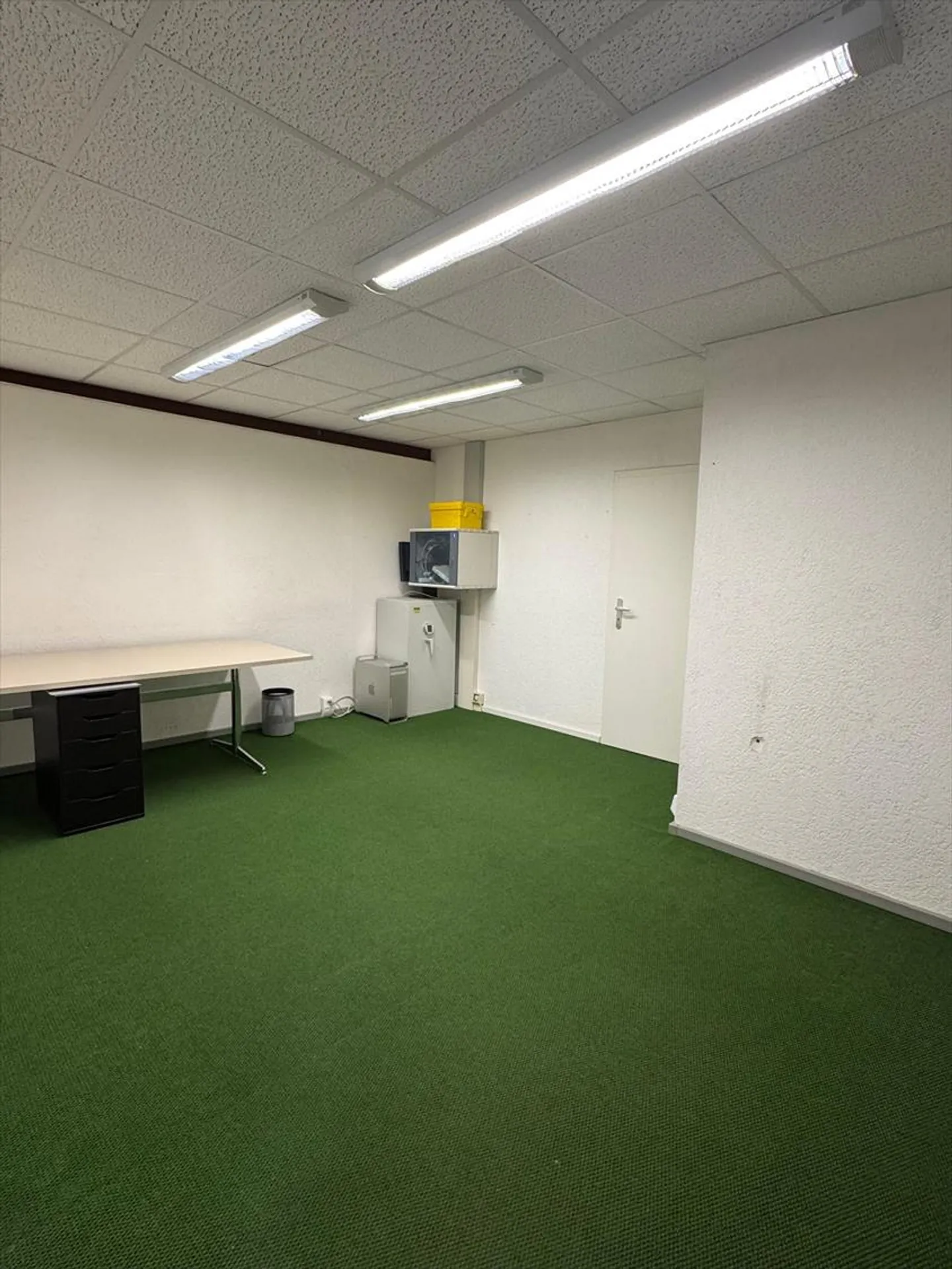 Bellissimo spazio ufficio in affitto immediato in un spazio di coworking - Foto 3 di 6