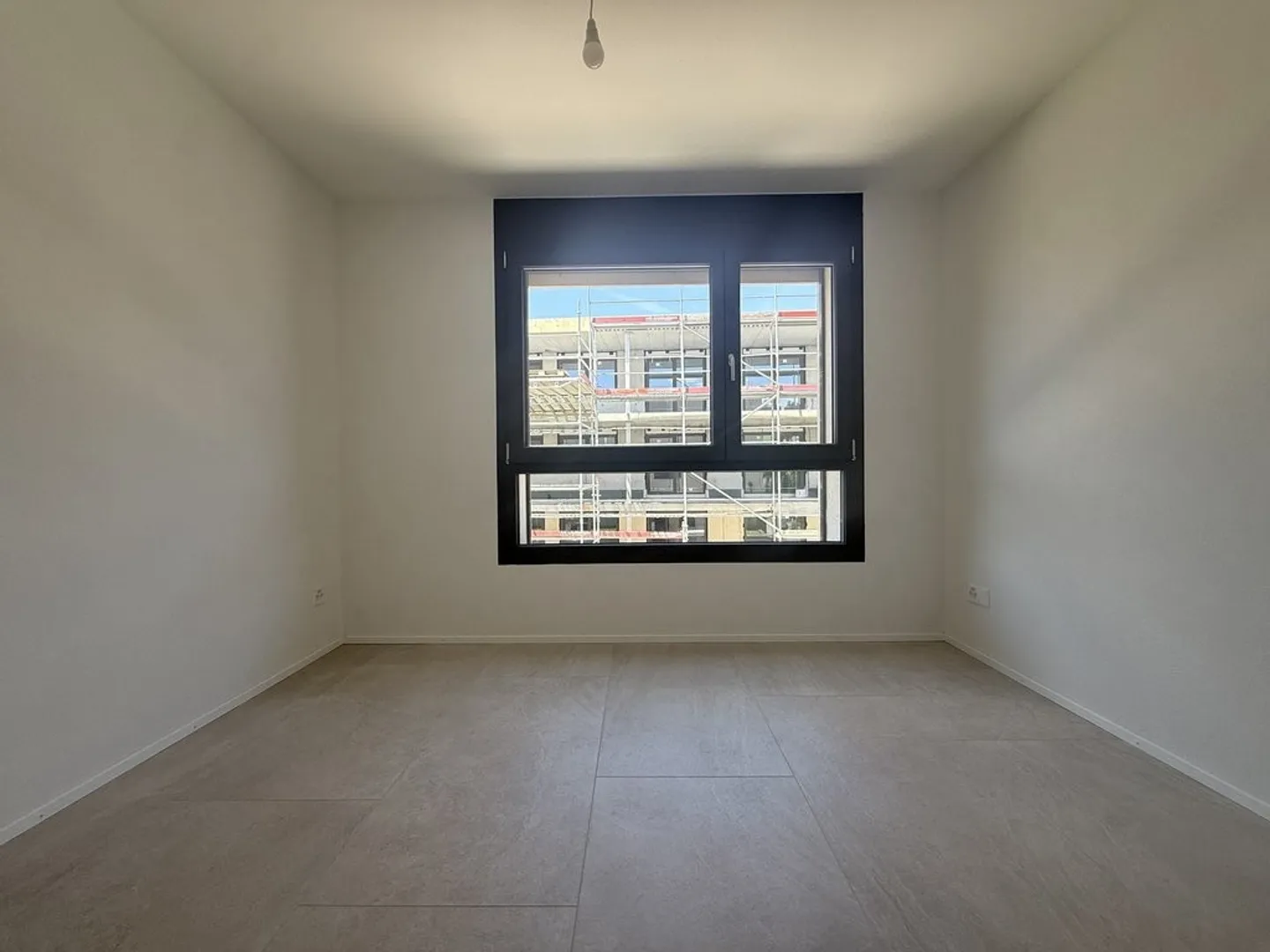 Modernes und Helles Apartment - Foto 3 von 7