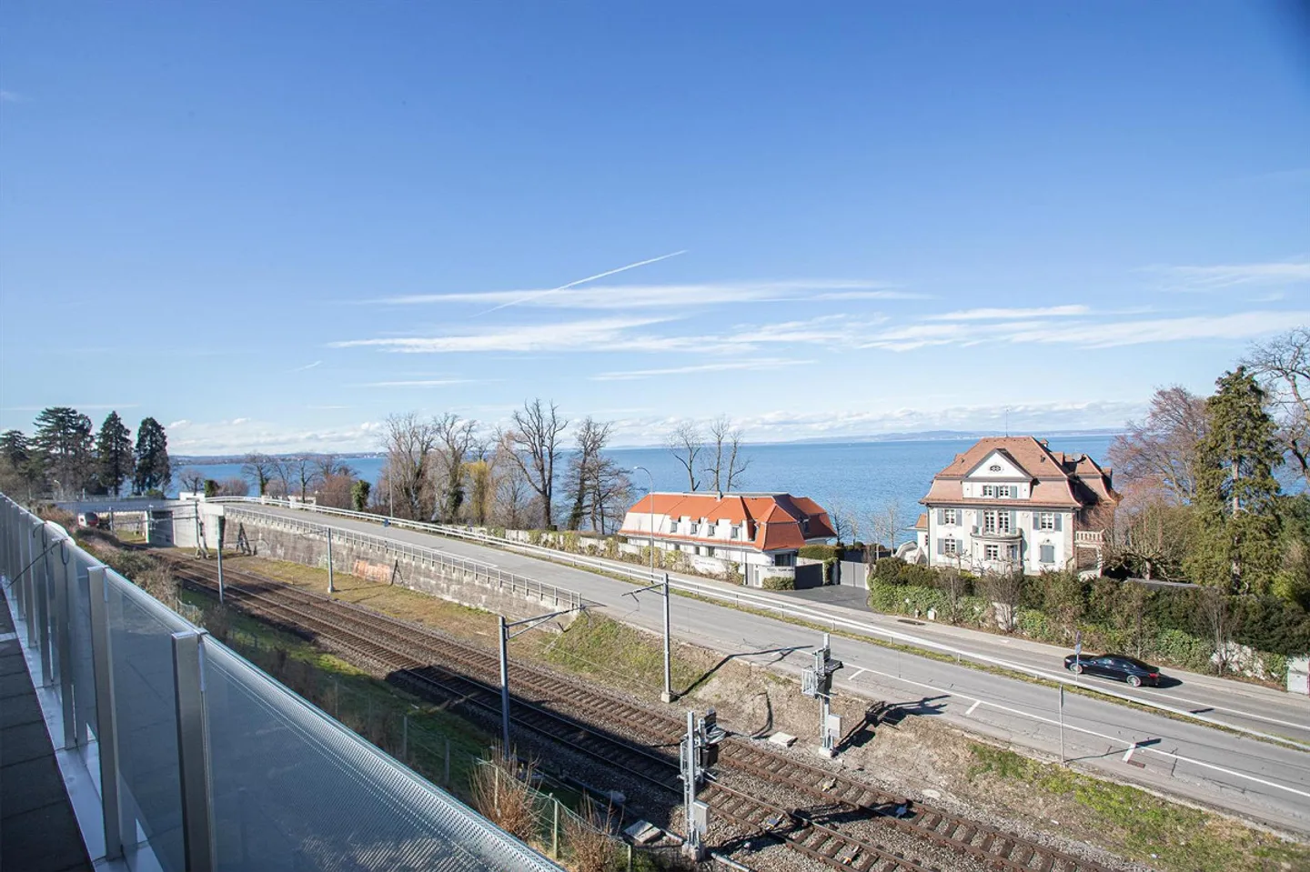 Attikawohnung mit traumhafter Seesicht - Foto 8 von 9