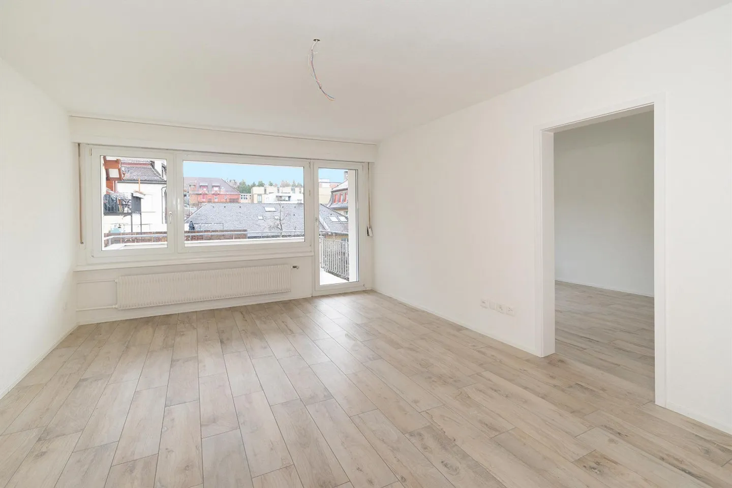 Recently renovated 3-room apartment in a city-close location - Photo 1 of 4