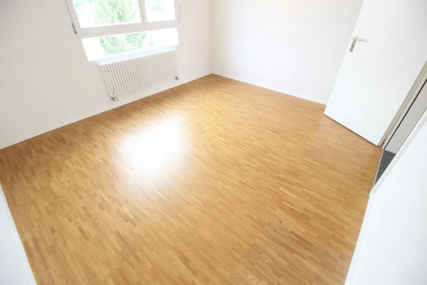 3,5 Zimmer Gehäuse - Foto 4 von 10