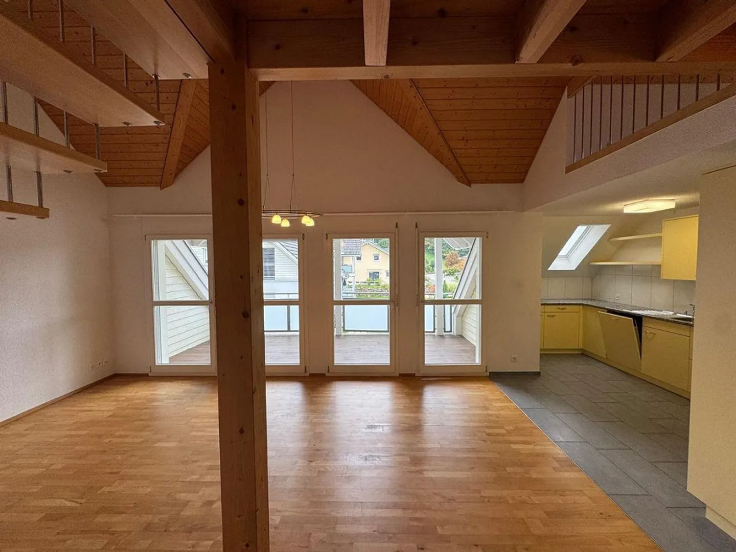Moderne 4.5-Zimmer Penthouse-Wohnung - Foto 5 von 13