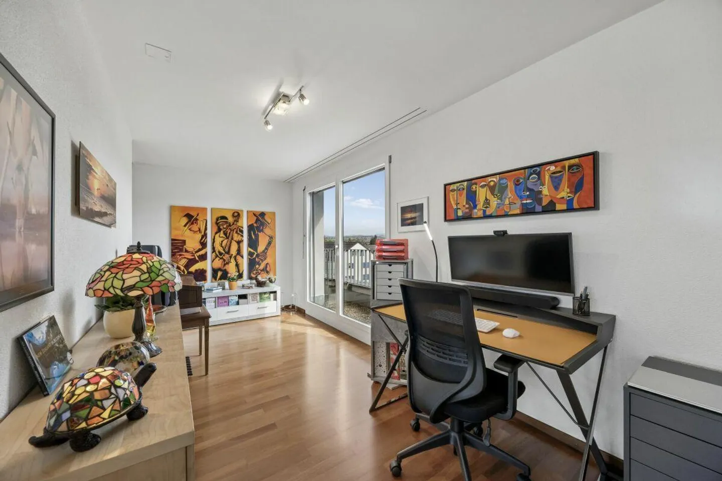 Rare residential jewel - 5.5-room penthouse apartment in the heart of Rheinfelden - Photo 9 of 13