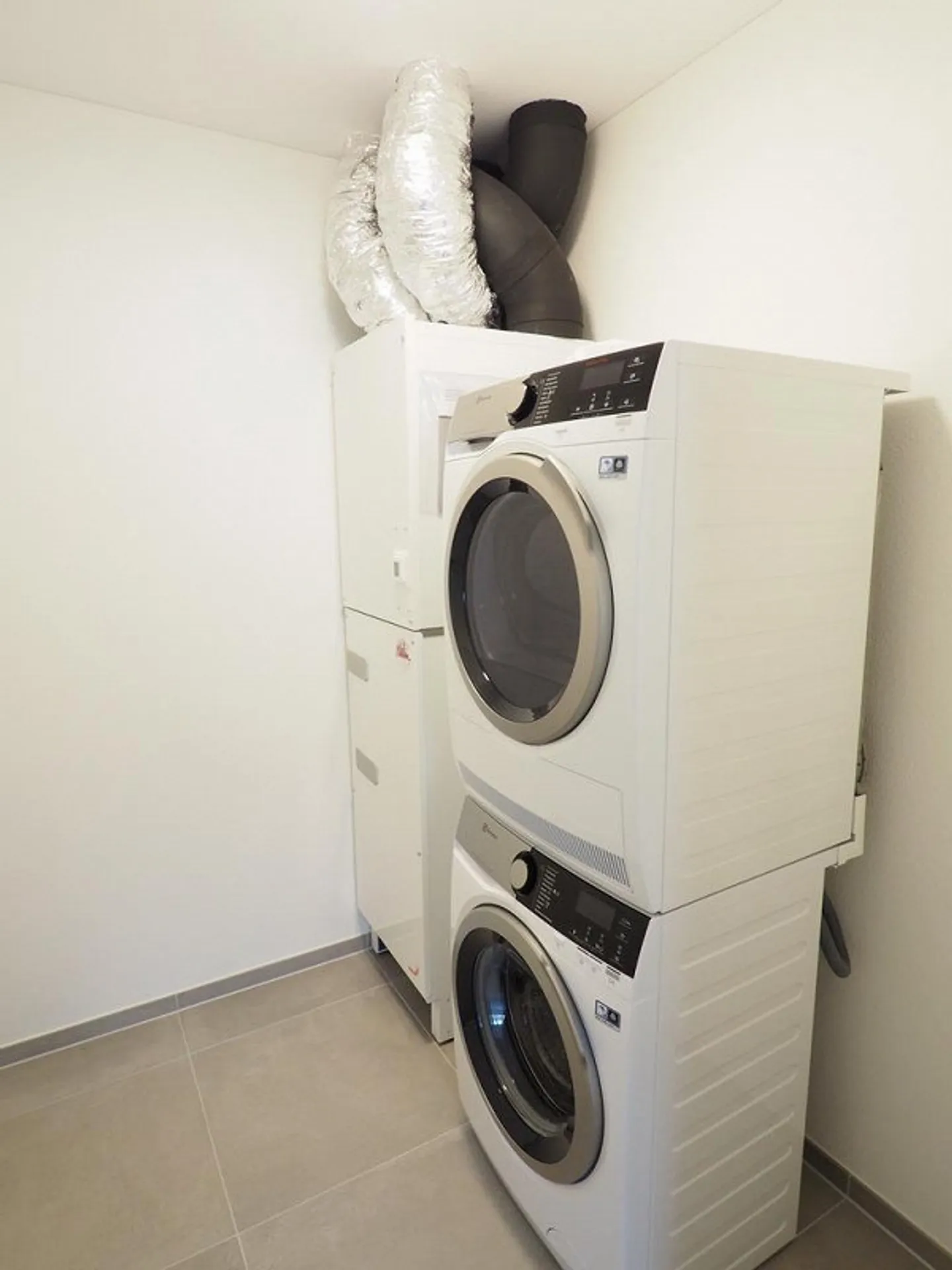 Appartement 5.5 pièces - Votre nouveau chez-vous vous attend - Photo 9 sur 11