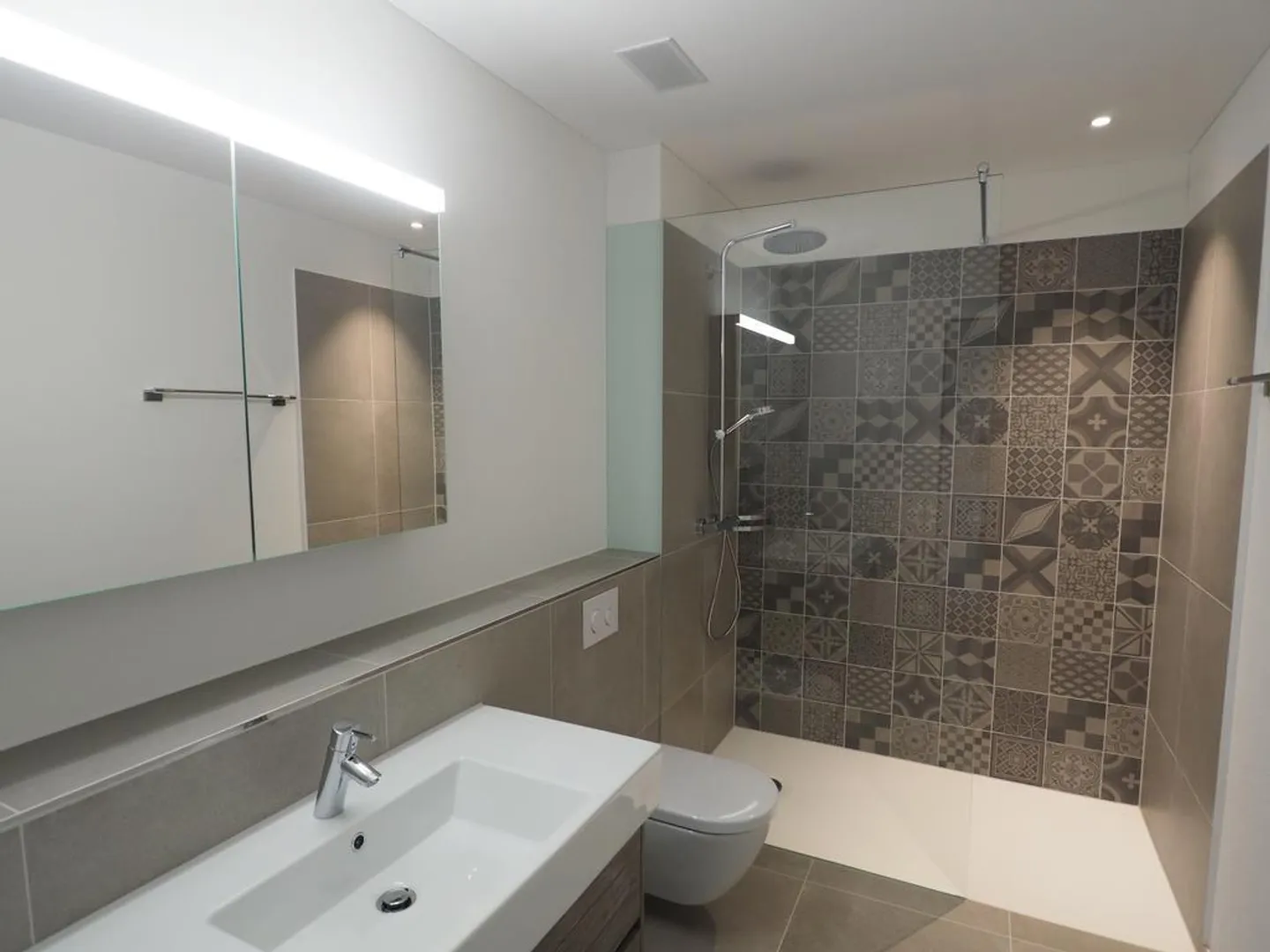 Appartement 5.5 pièces - Votre nouveau chez-vous vous attend - Photo 6 sur 11