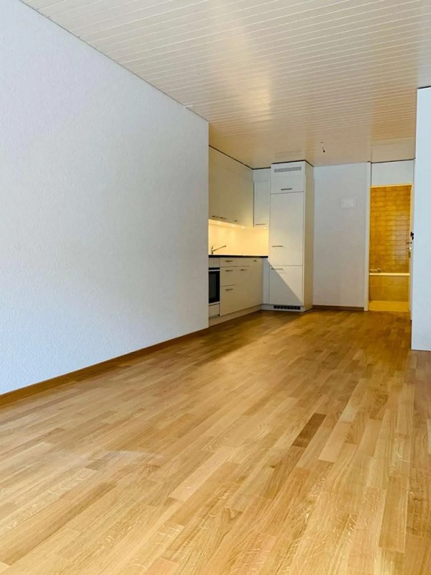 Bel appartement dans un emplacement calme - Photo 5 sur 7