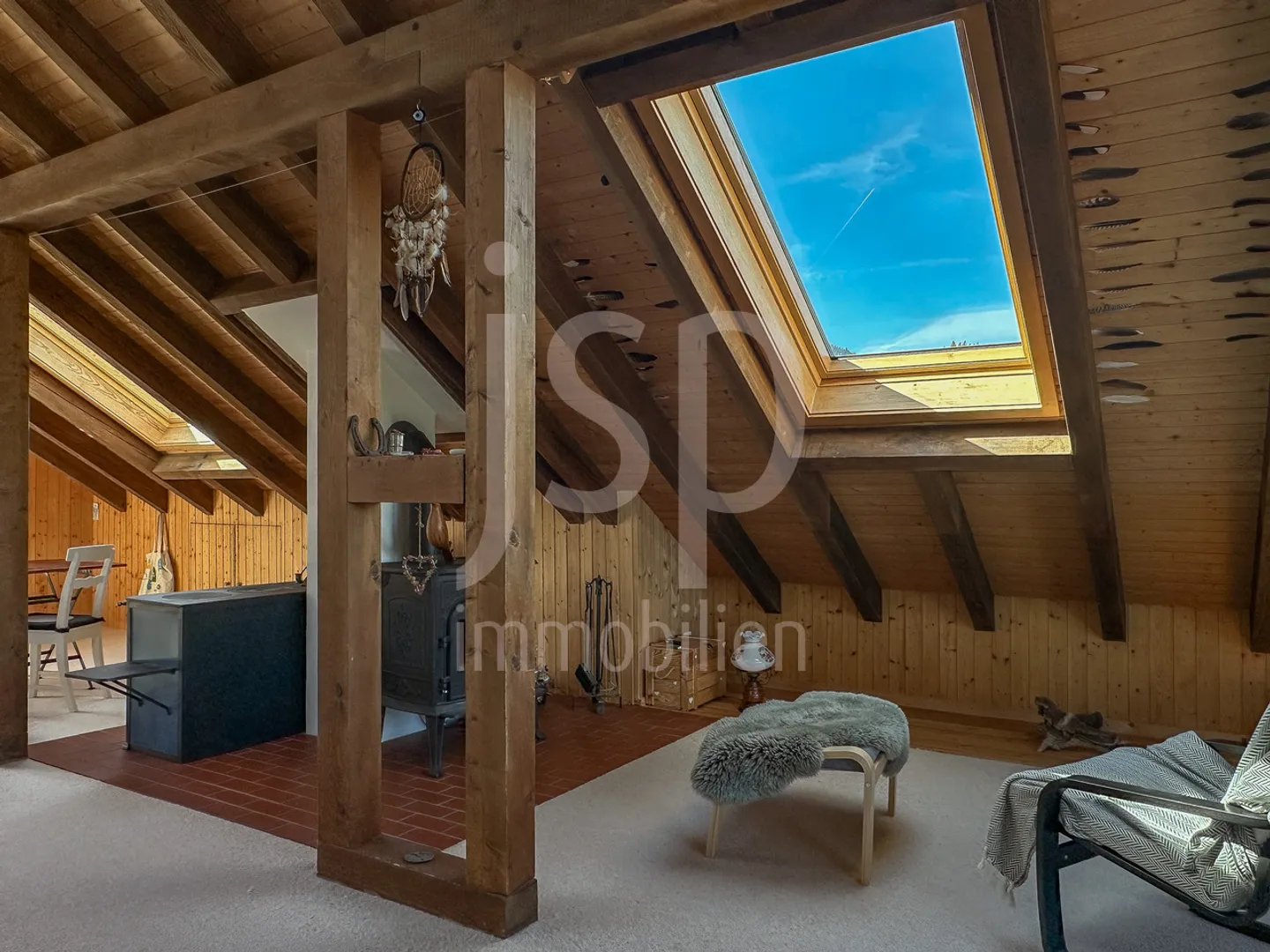 Cozy 3.5 Room Attic Apartment - Photo 6 of 13