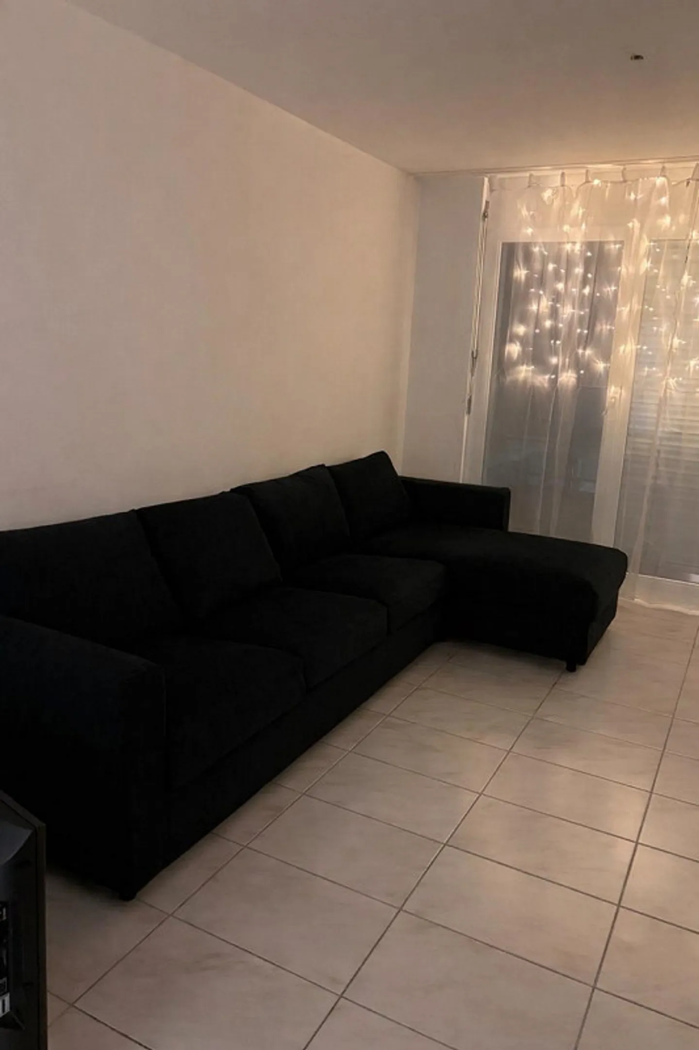 Appartement spacieux de 4,5 pièces - Photo 2 sur 9