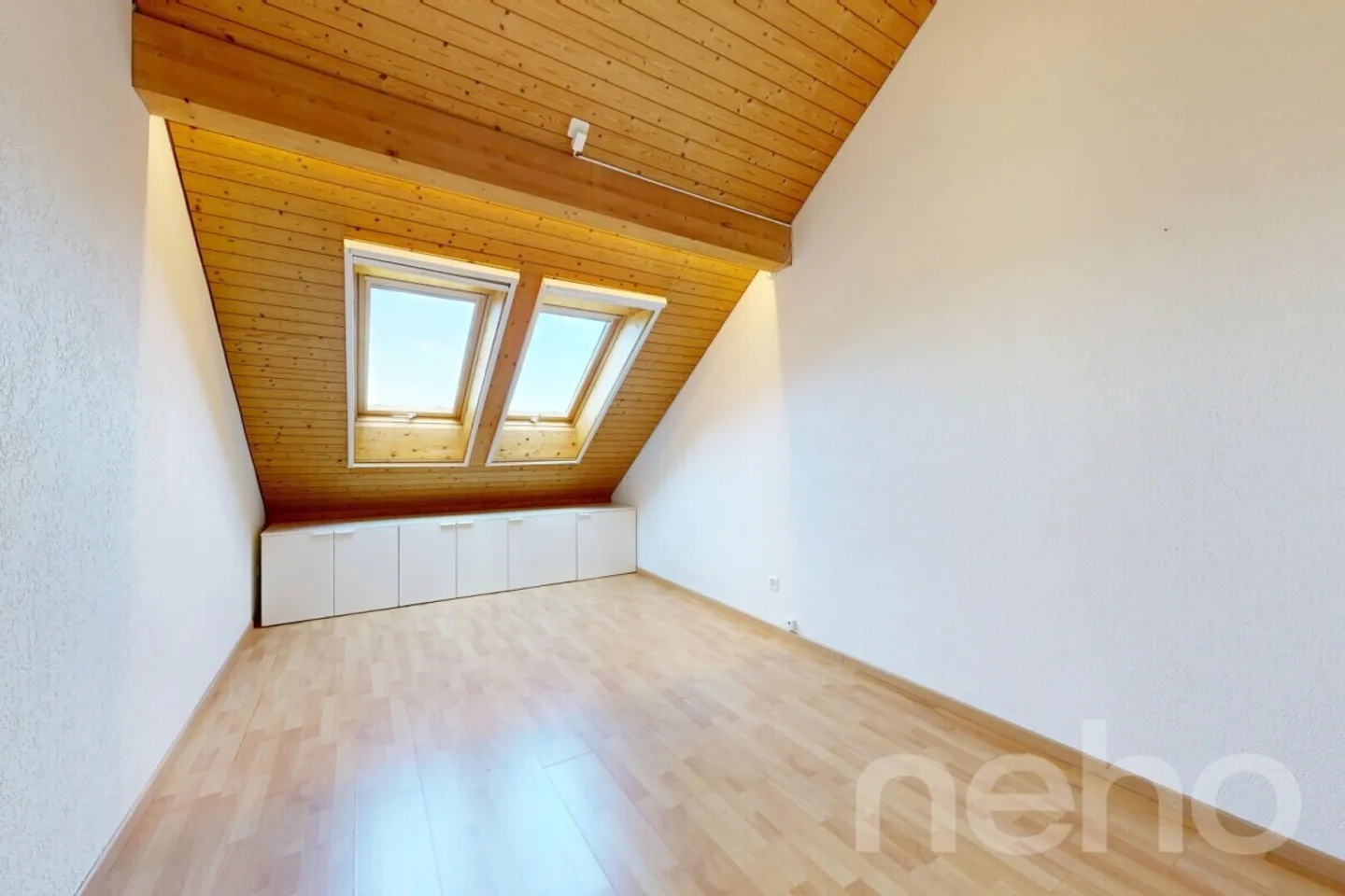 Lichtdurchflutete 3.5-Zimmer-Dachgeschosswohnung in Affoltern am Albis - Photo 8 sur 12