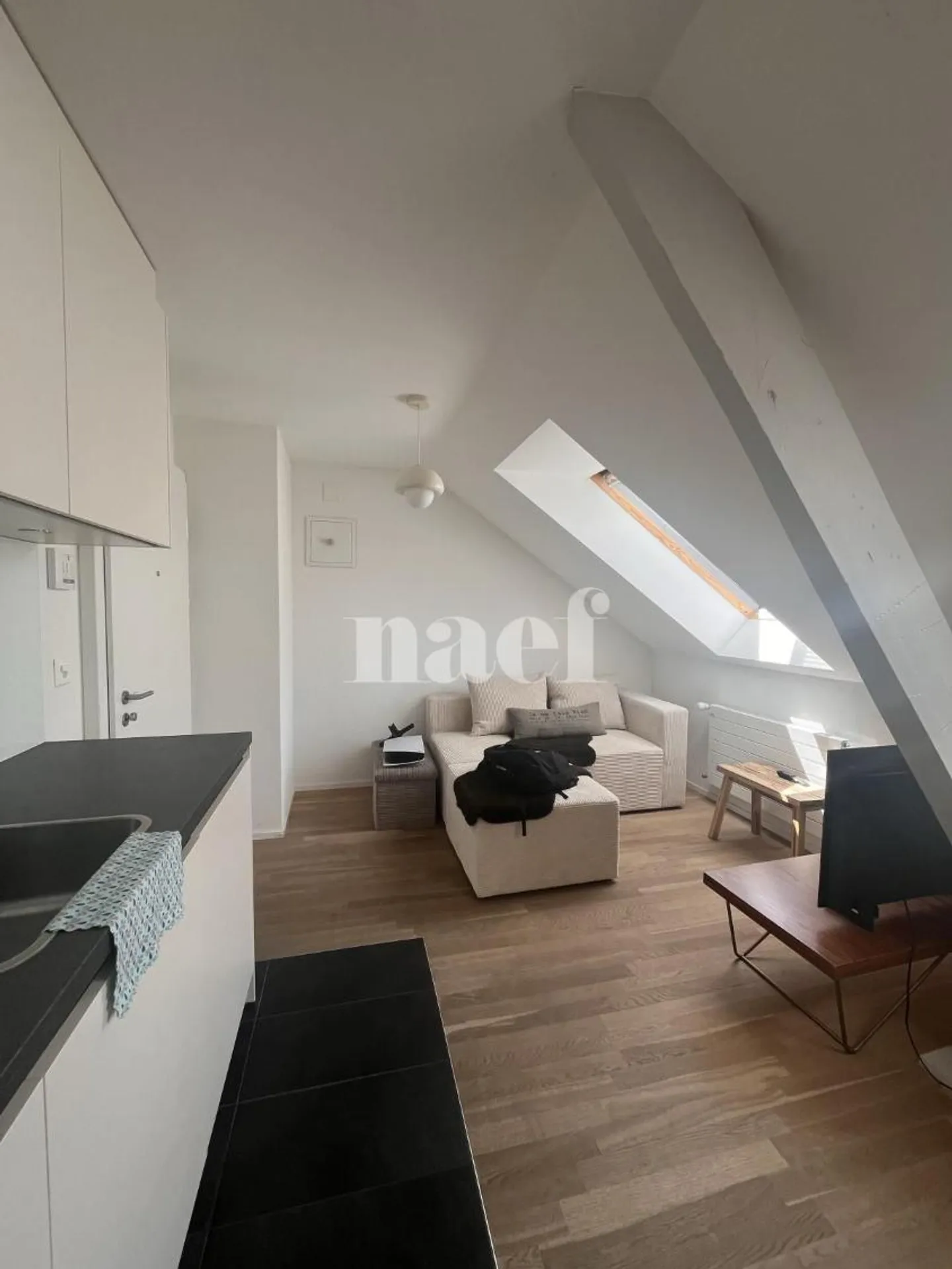 Charmantes Studio in Neuchâtel - Foto 3 von 7