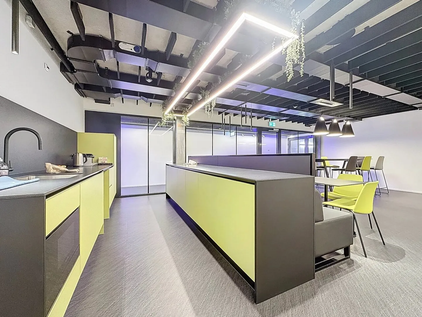 Ufficio di 117 m² al 2° piano - Cour de Gare, Sion - Foto 5 di 6