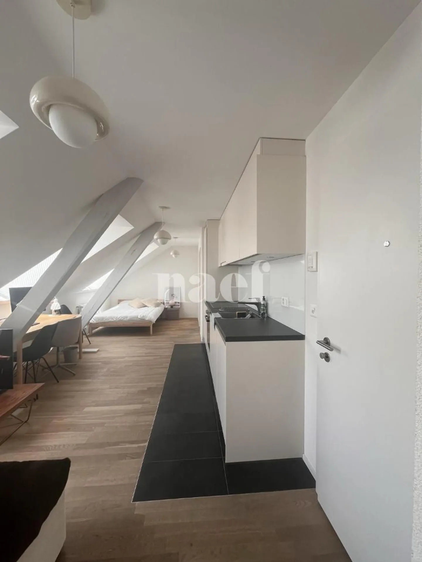 Charmantes Studio in Neuchâtel - Foto 4 von 7
