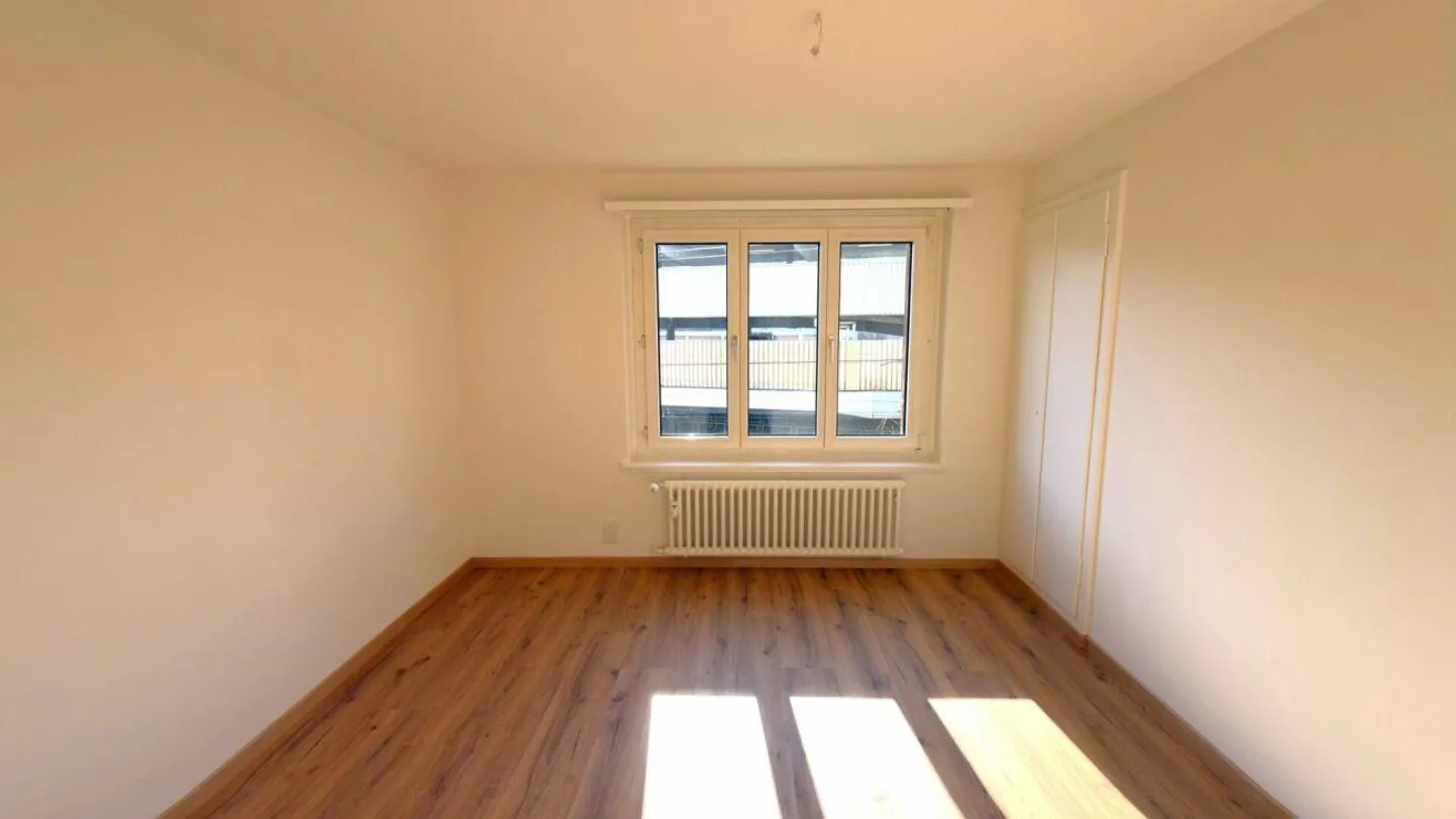 Appartement 4.5 pièces entièrement rénové - Photo 6 sur 12
