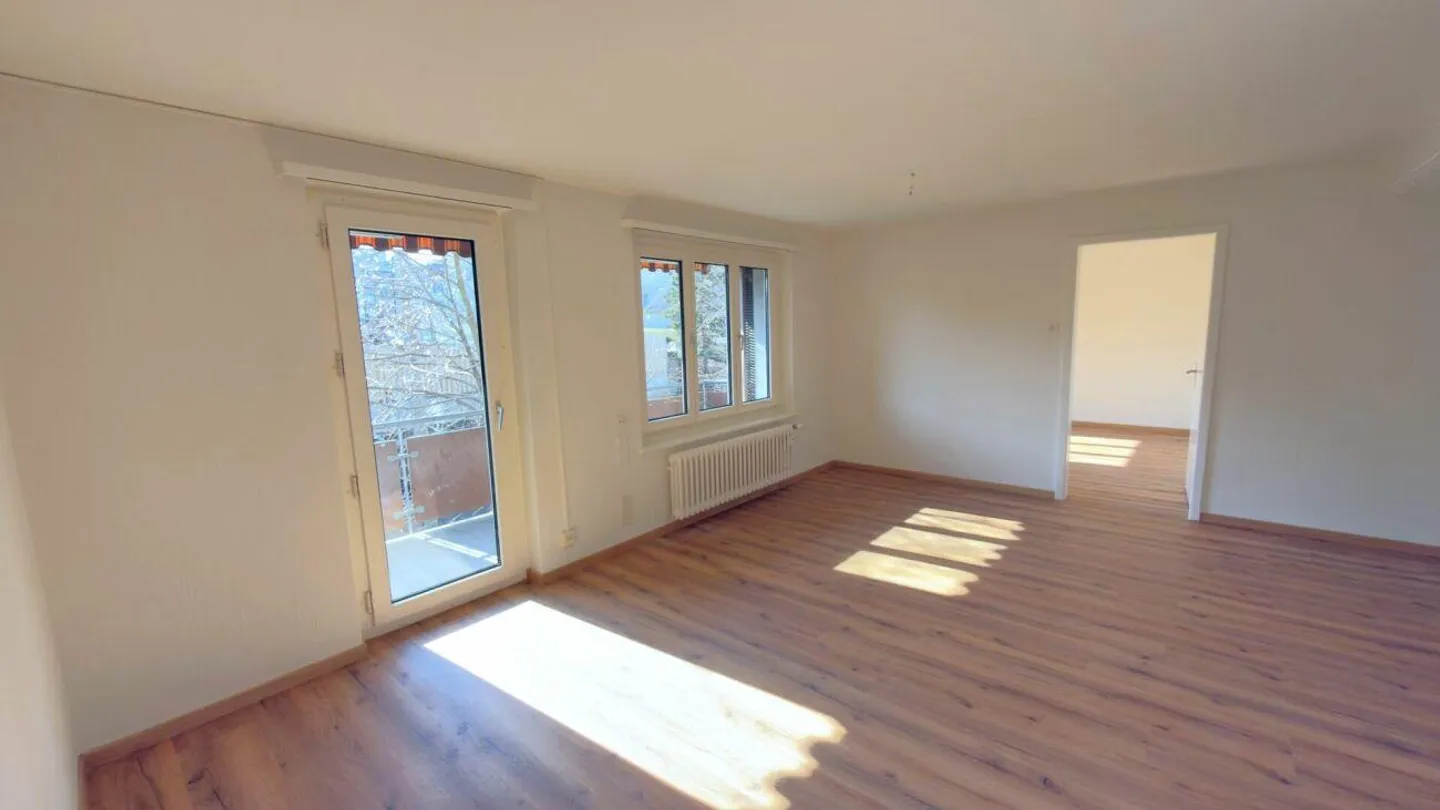 Appartement 4.5 pièces entièrement rénové - Photo 9 sur 12