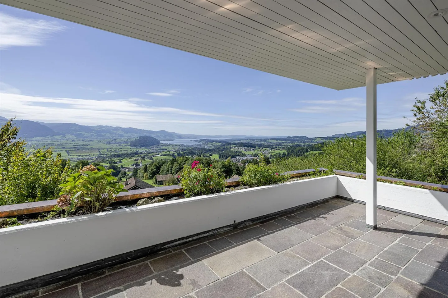 Villa de campagne de classe exceptionnelle avec potentiel d'extension dans un emplacement panoramique - Photo 4 sur 8