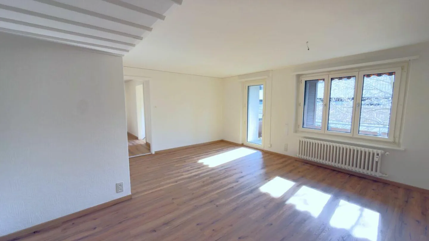 Appartement 4.5 pièces entièrement rénové - Photo 10 sur 12