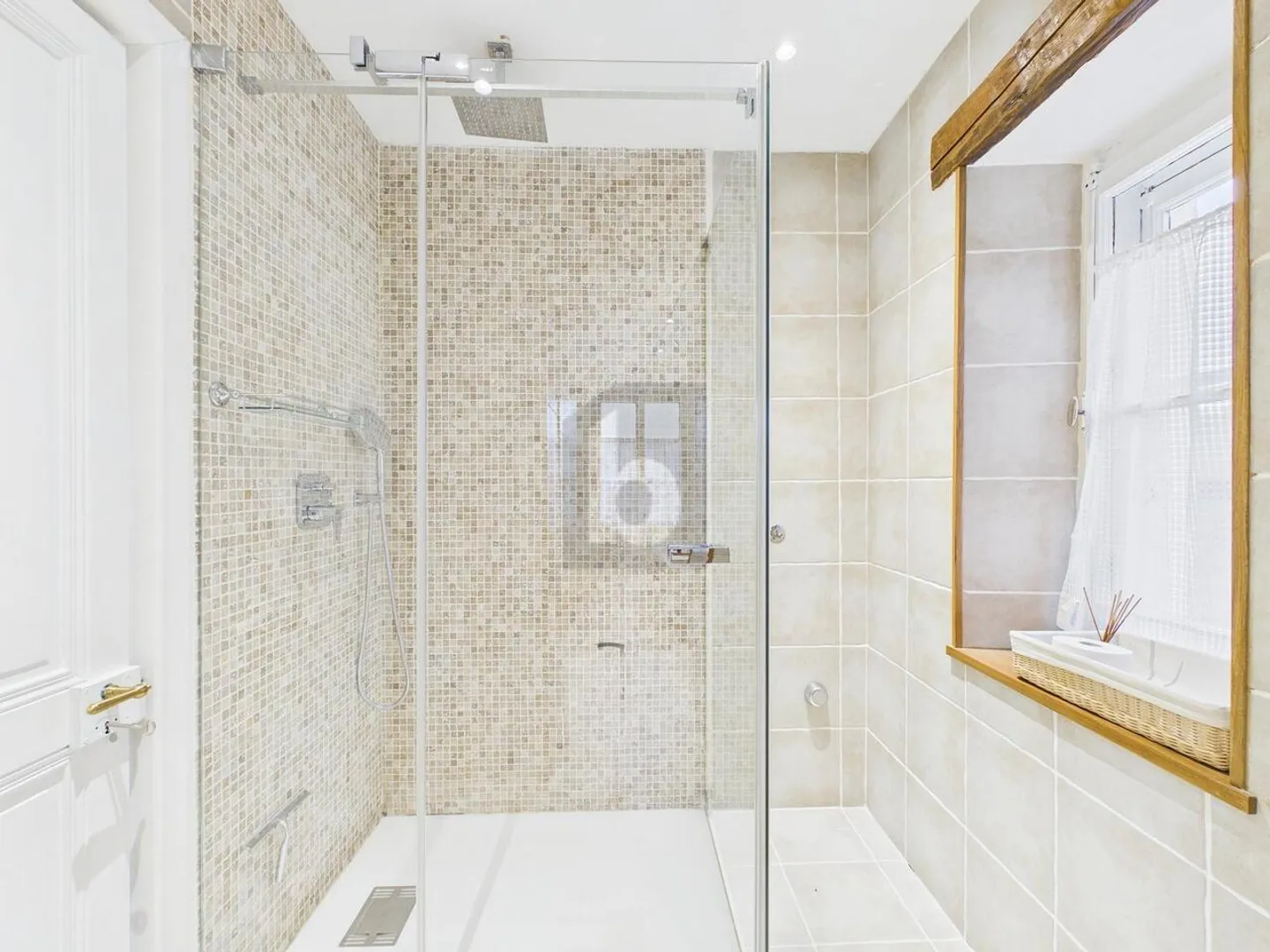 EX POSTO DOGANALE RINNOVATO - Foto 5 di 6