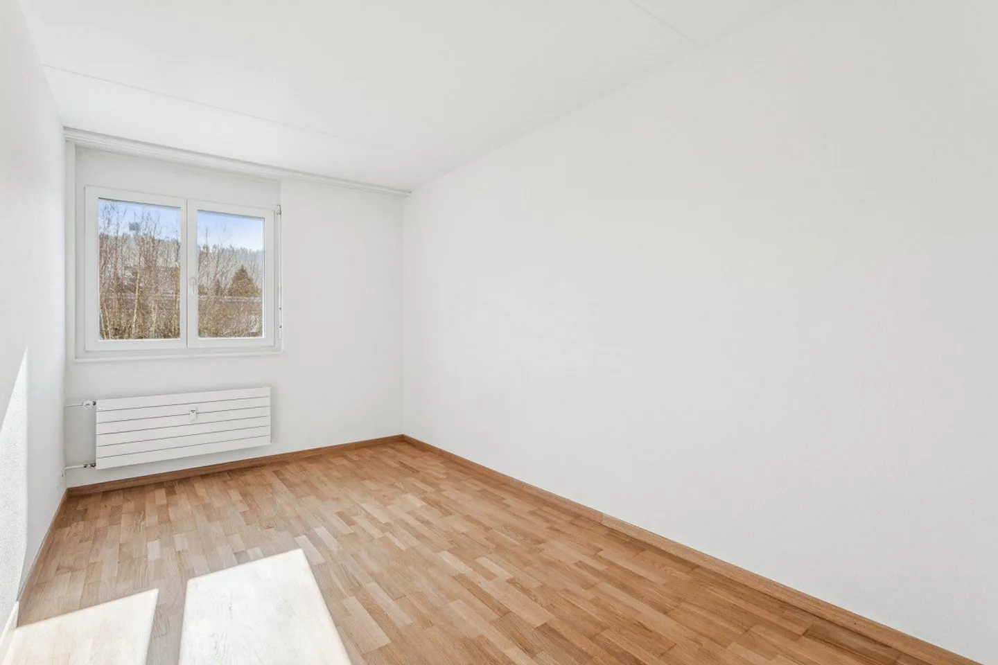 Cozy Apartment with Balcony - Photo 2 of 9
