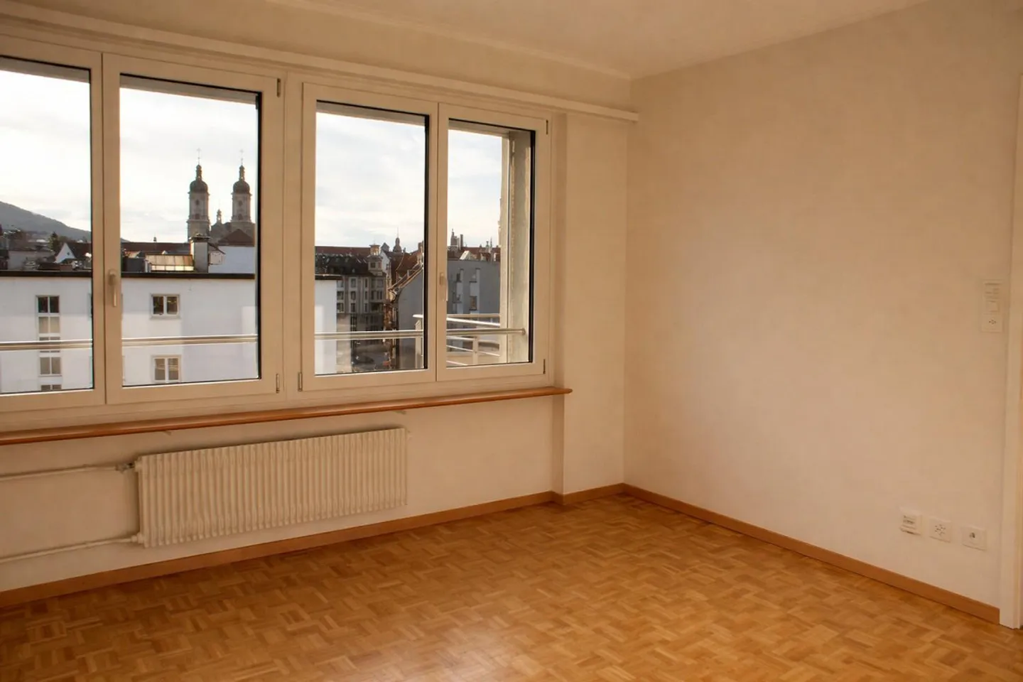 Charmante Wohnung mit Balkon - Foto 3 von 6